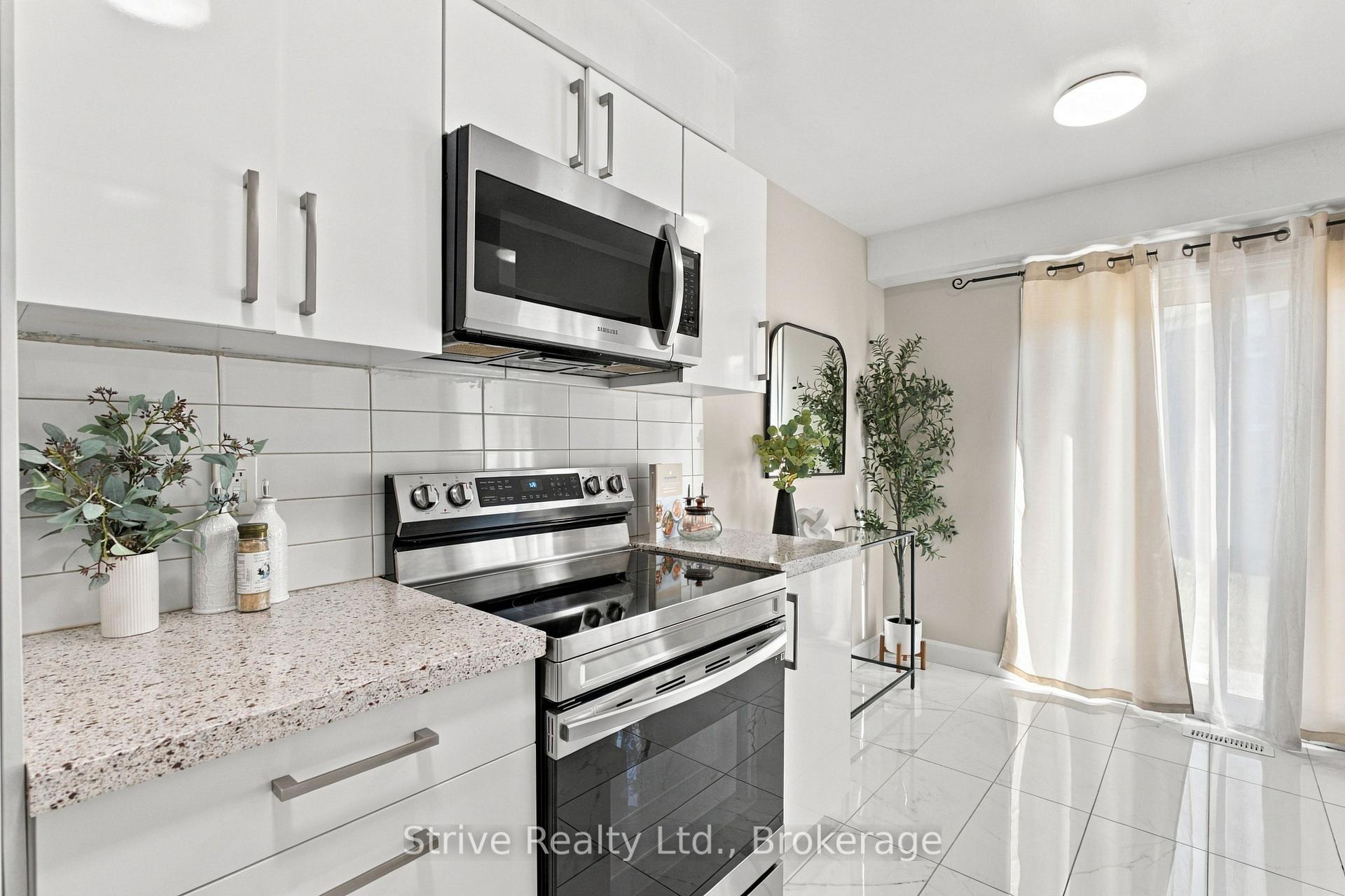 Photo 19 of Unit 174, 10 Bassett Boulevard E, Whitby, Pringle Creek — HOMEH