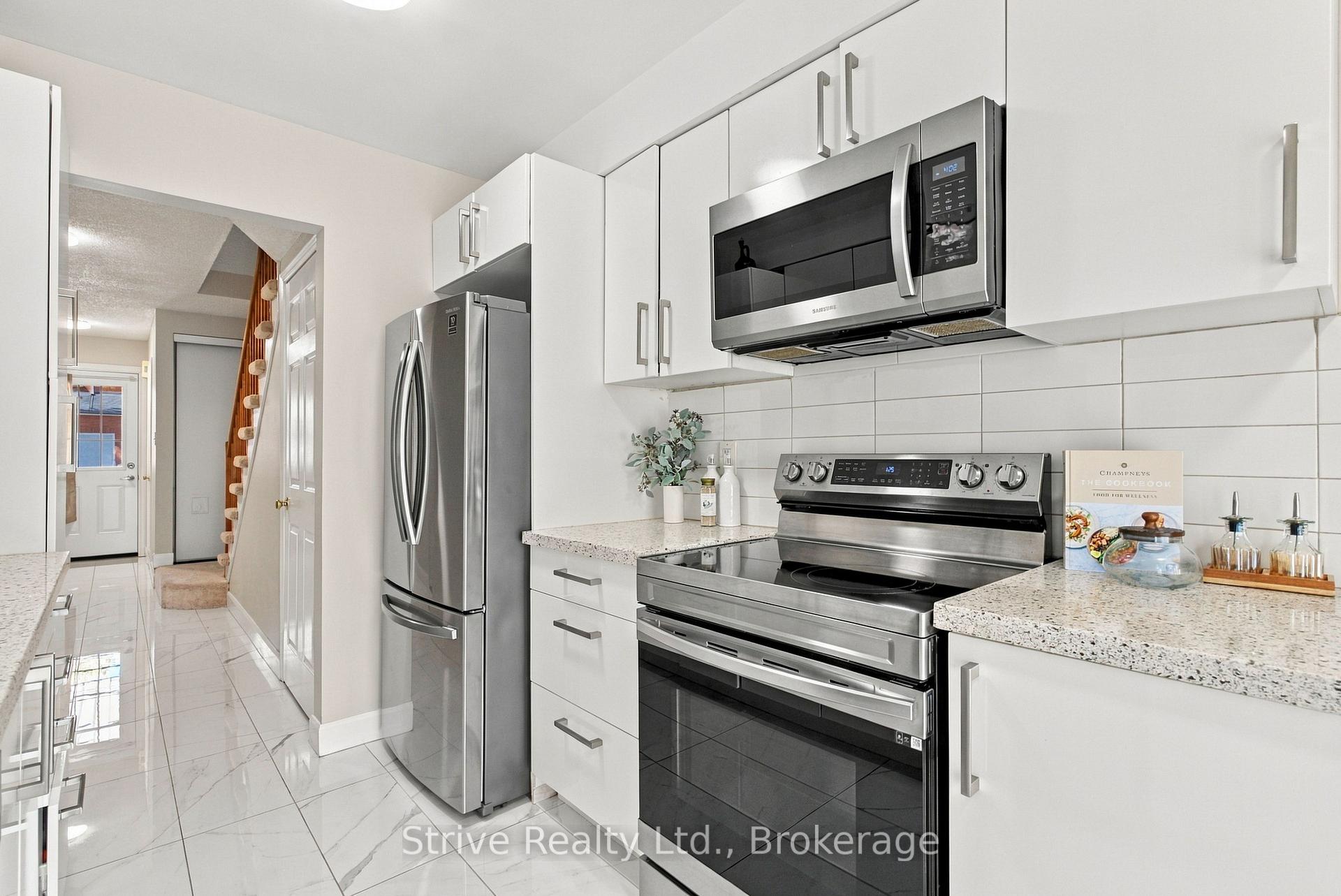 Photo 20 of Unit 174, 10 Bassett Boulevard E, Whitby, Pringle Creek — HOMEH