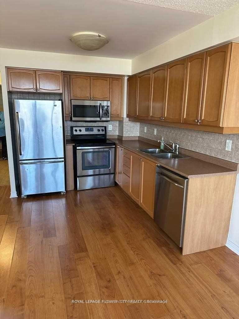 Photo 5 of Unit 2015, 710 Humberwood Boulevard SE, Etobicoke, West Humber-Clairville — HOMEH