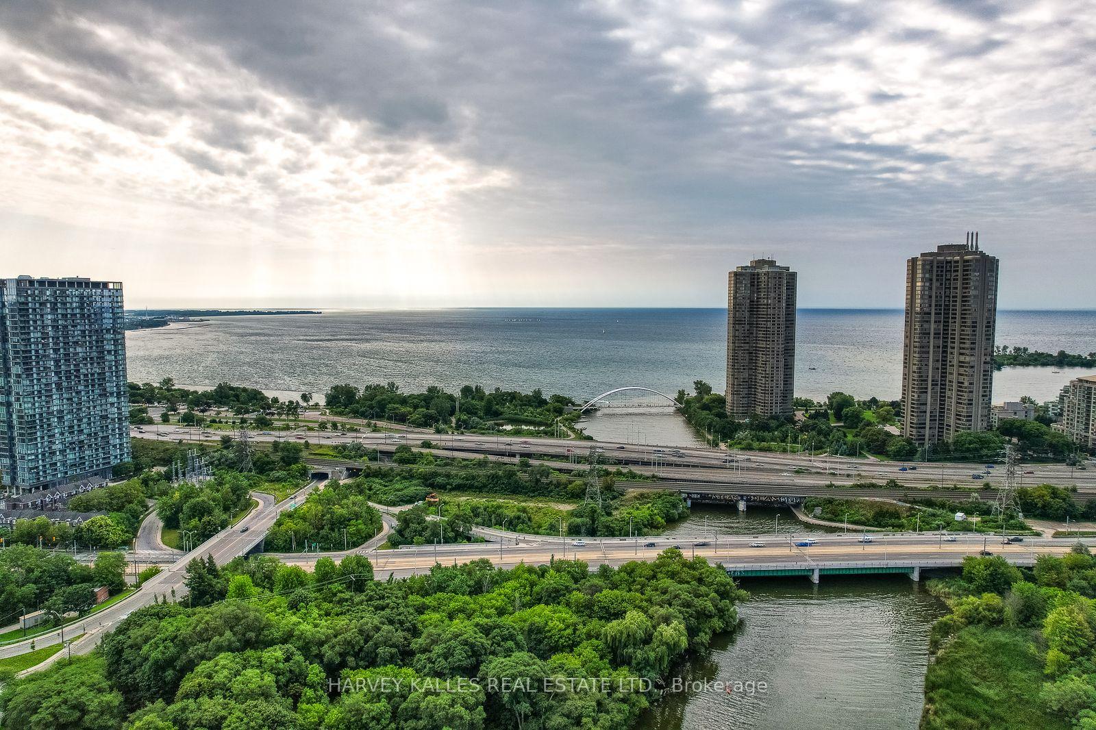 Photo 4 of Unit 521, 20 Southport Street, Toronto, High Park-Swansea — HOMEH