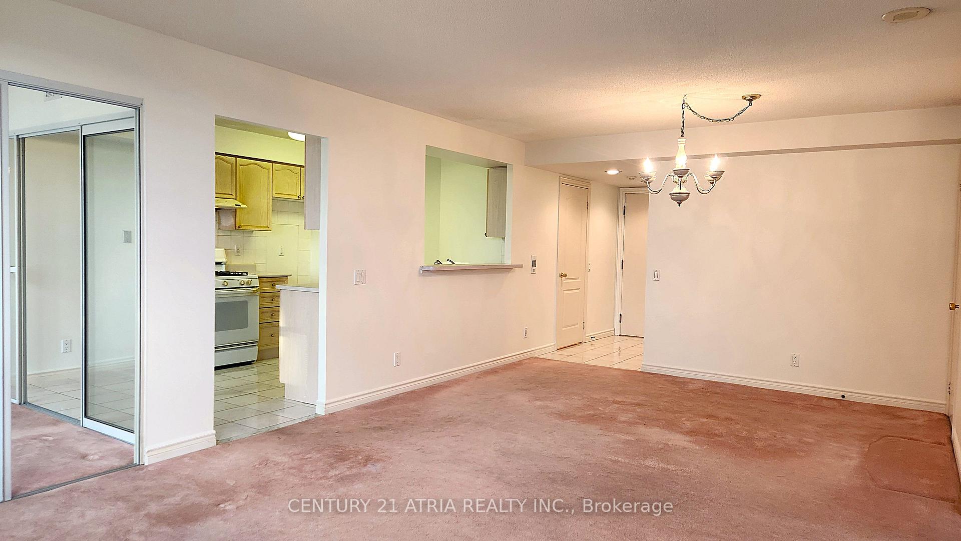 Photo 4 of Unit 801, 265 Ridley Boulevard, Toronto, Bedford Park-Nortown — HOMEH