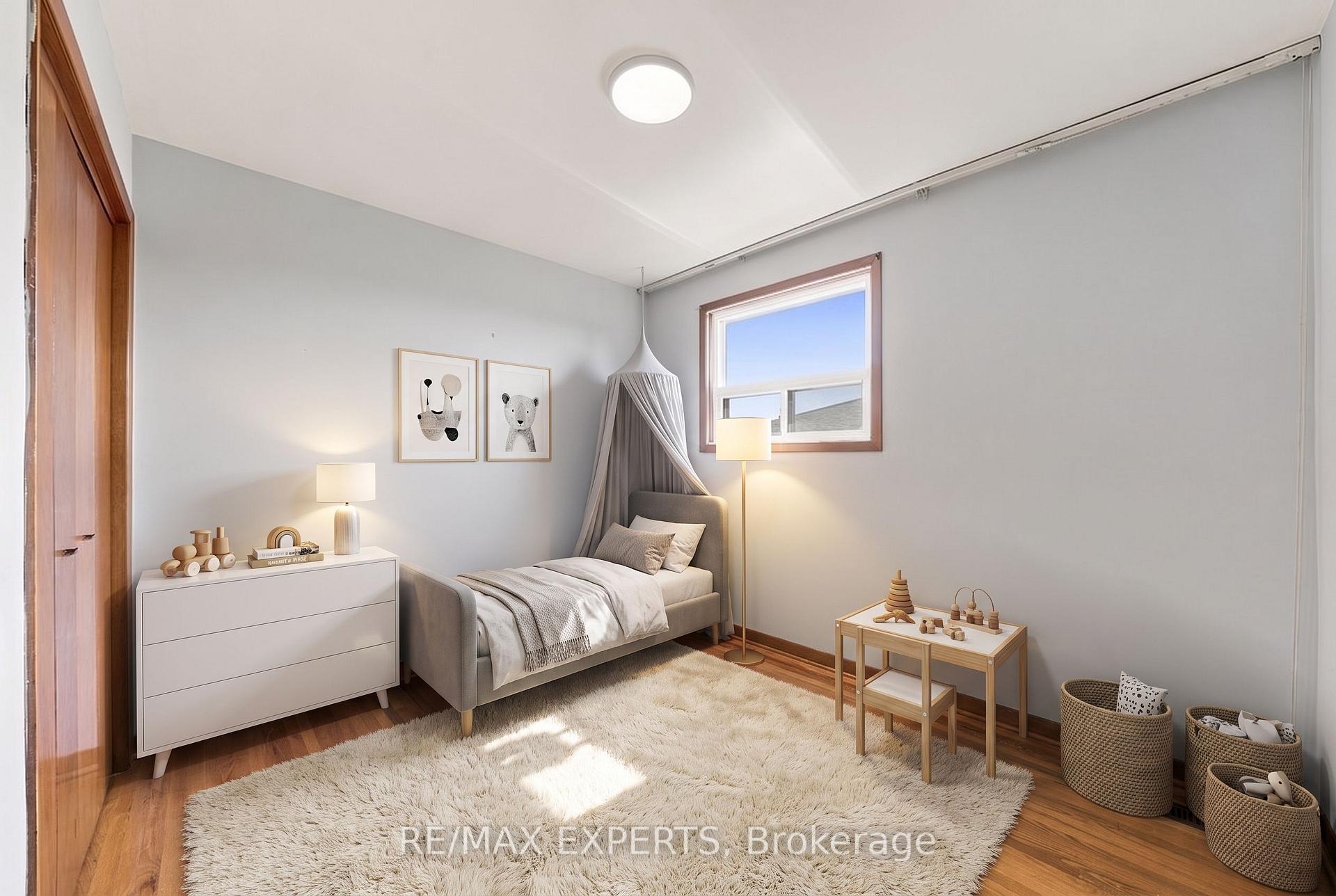 Photo 52 of 12 Paradelle Crescent, North York, Glenfield-Jane Heights — HOMEH
