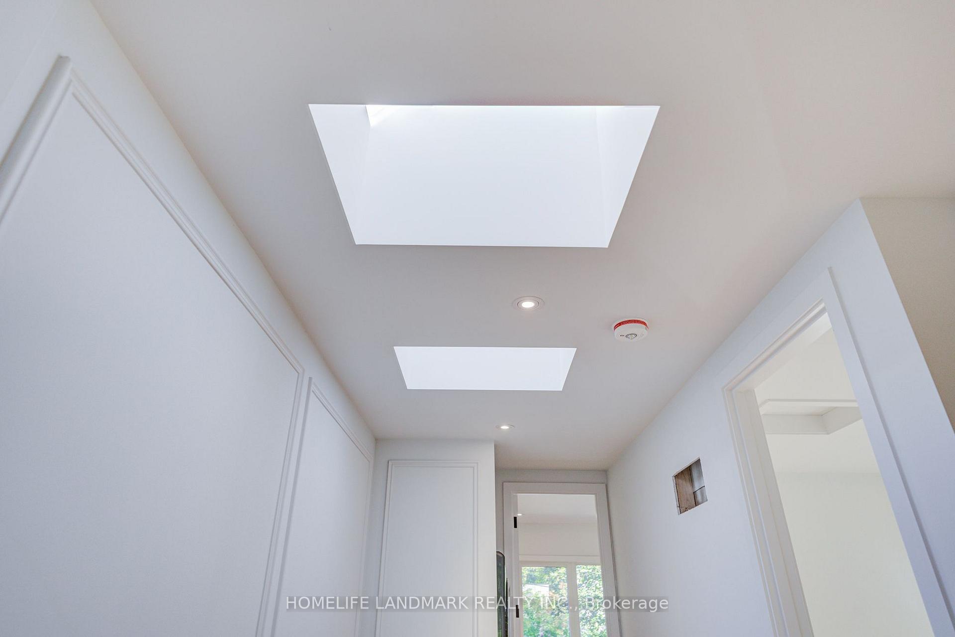 Photo 10 of 34 Hiawatha Road, Toronto, Greenwood-Coxwell — HOMEH