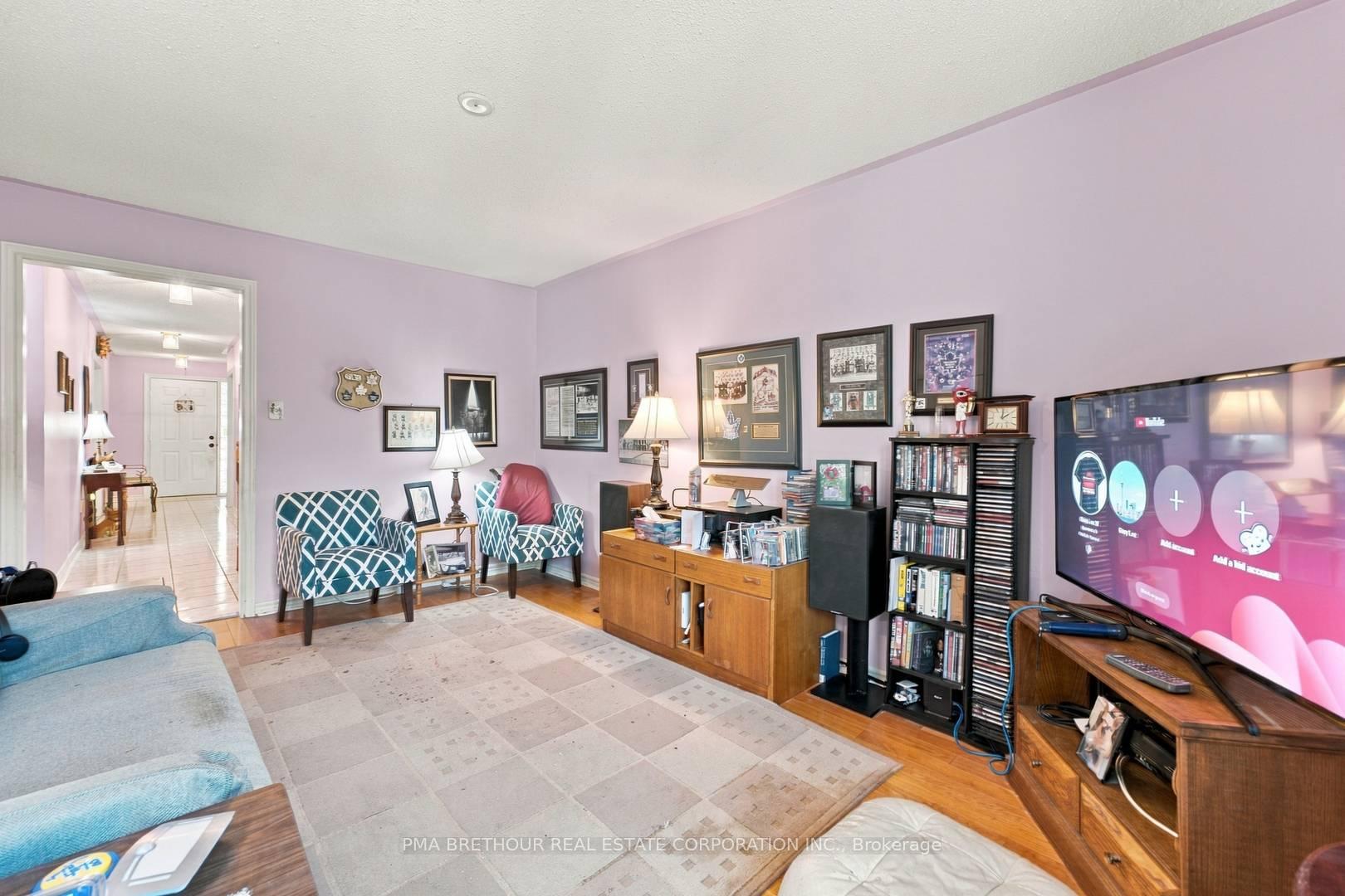Photo 10 of 18 Deerglen Terrace, Aurora, Aurora Grove — HOMEH