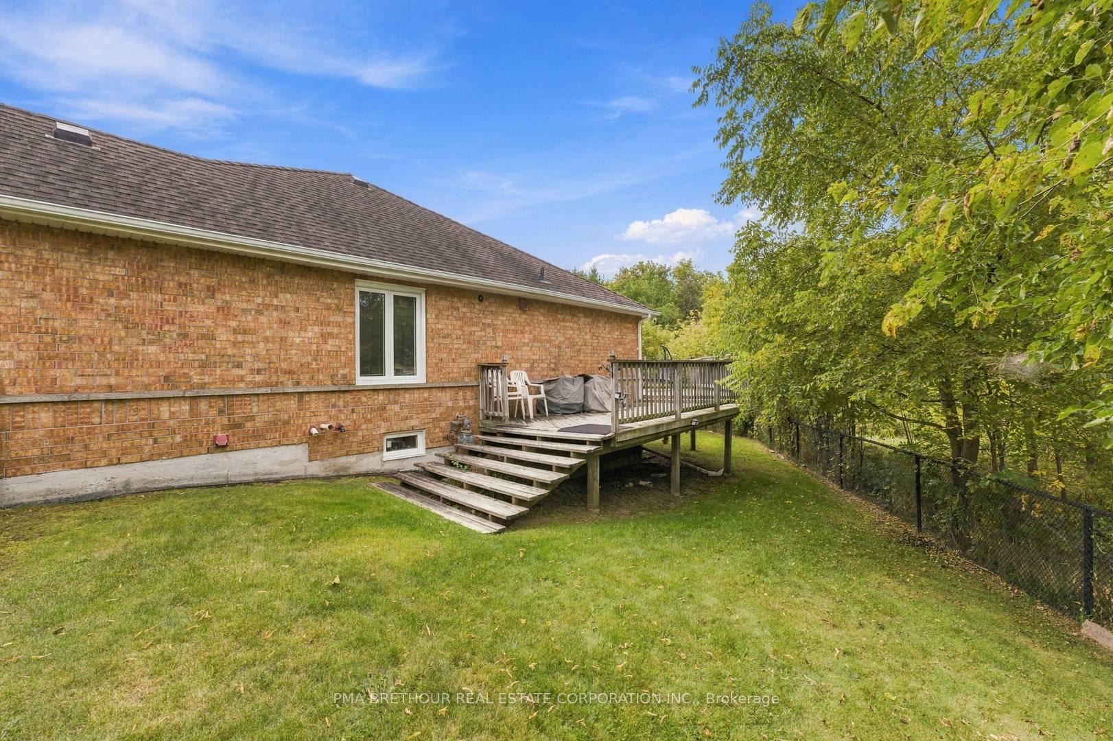 Photo 32 of 18 Deerglen Terrace, Aurora, Aurora Grove — HOMEH