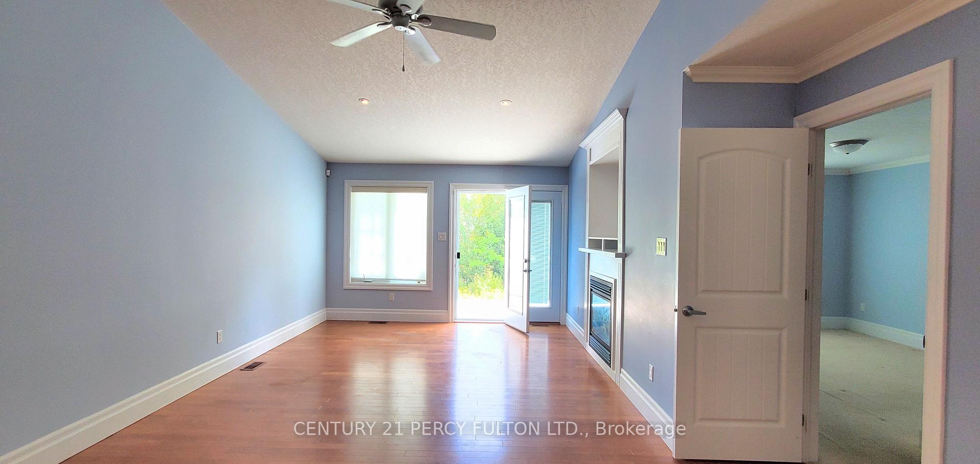 Photo 12 of 31 Greenway Drive, Wasaga Beach — HOMEH