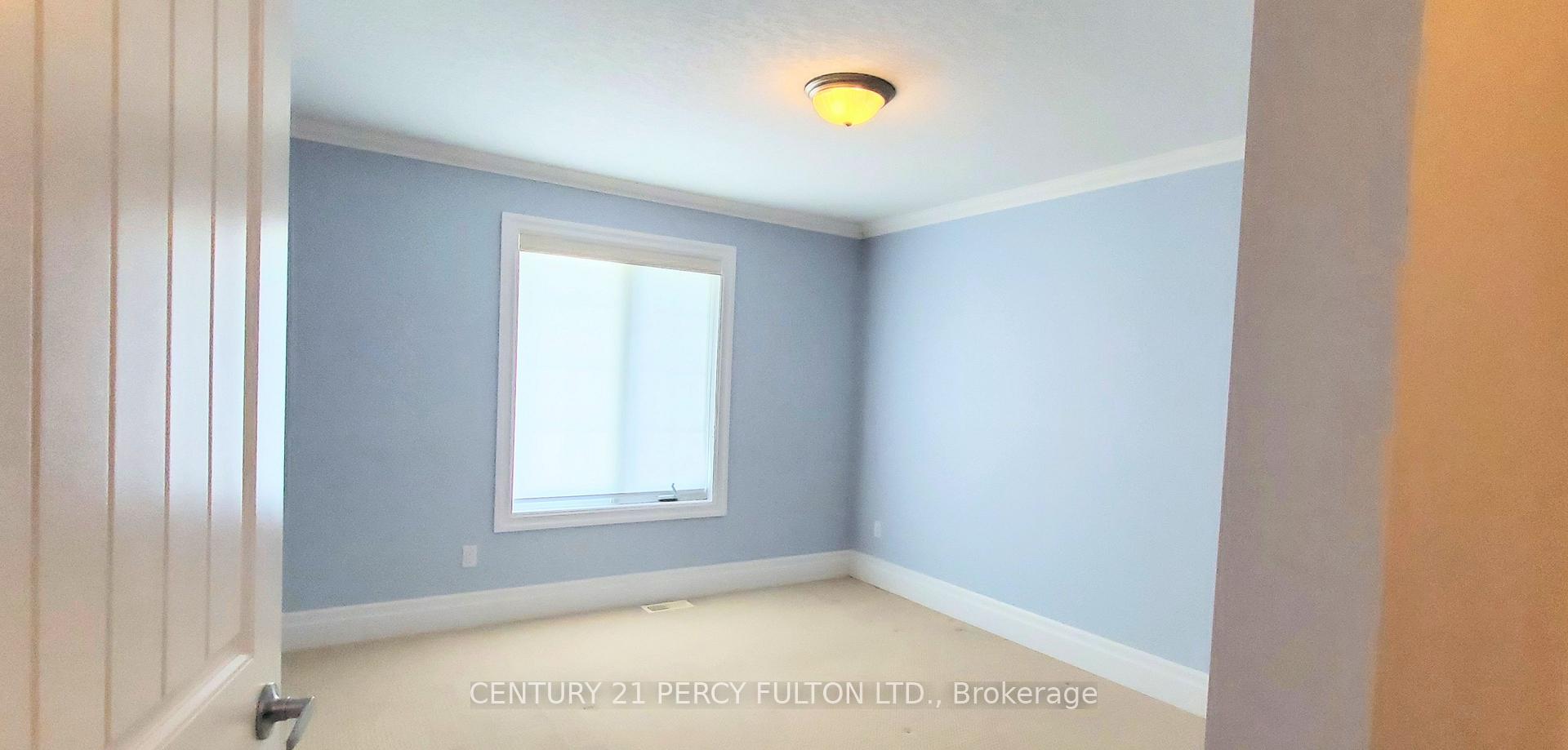 Photo 16 of 31 Greenway Drive, Wasaga Beach — HOMEH