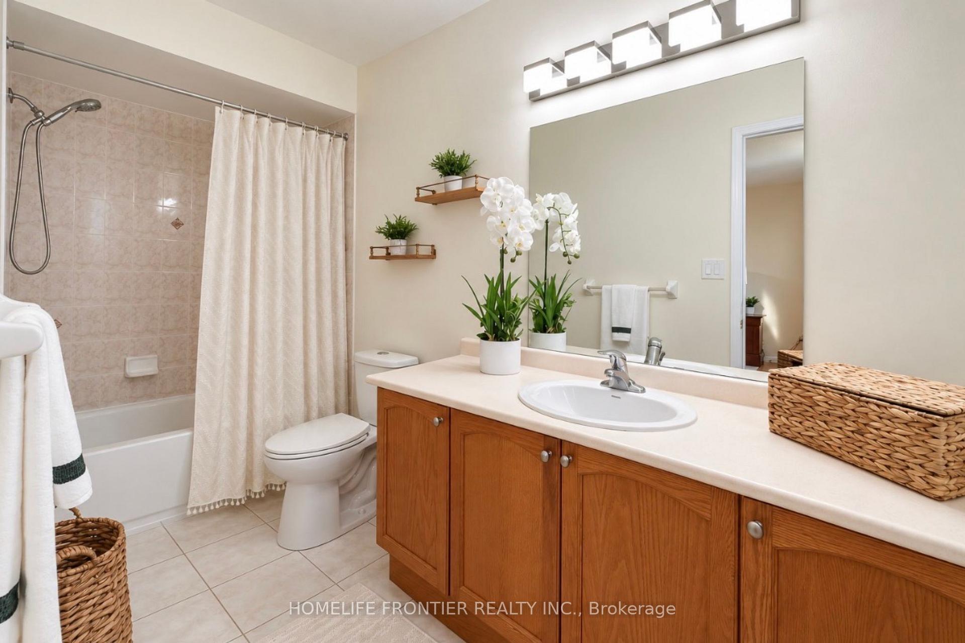 Photo 15 of 65 Maffey Crescent, Richmond Hill, Westbrook — HOMEH