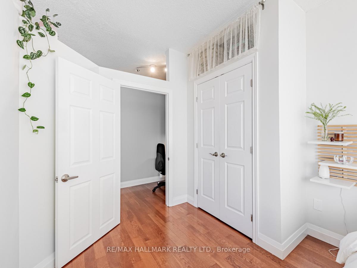 Photo 11 of Unit 1102, 39 Parliament Street, Toronto, Waterfront Communities — HOMEH