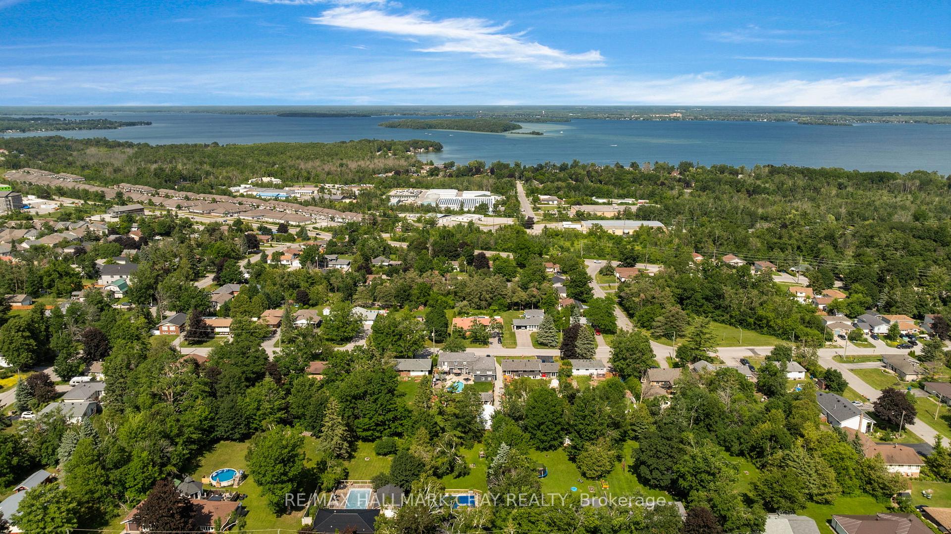 Photo 38 of 82 Fourth Street, Orillia — HOMEH