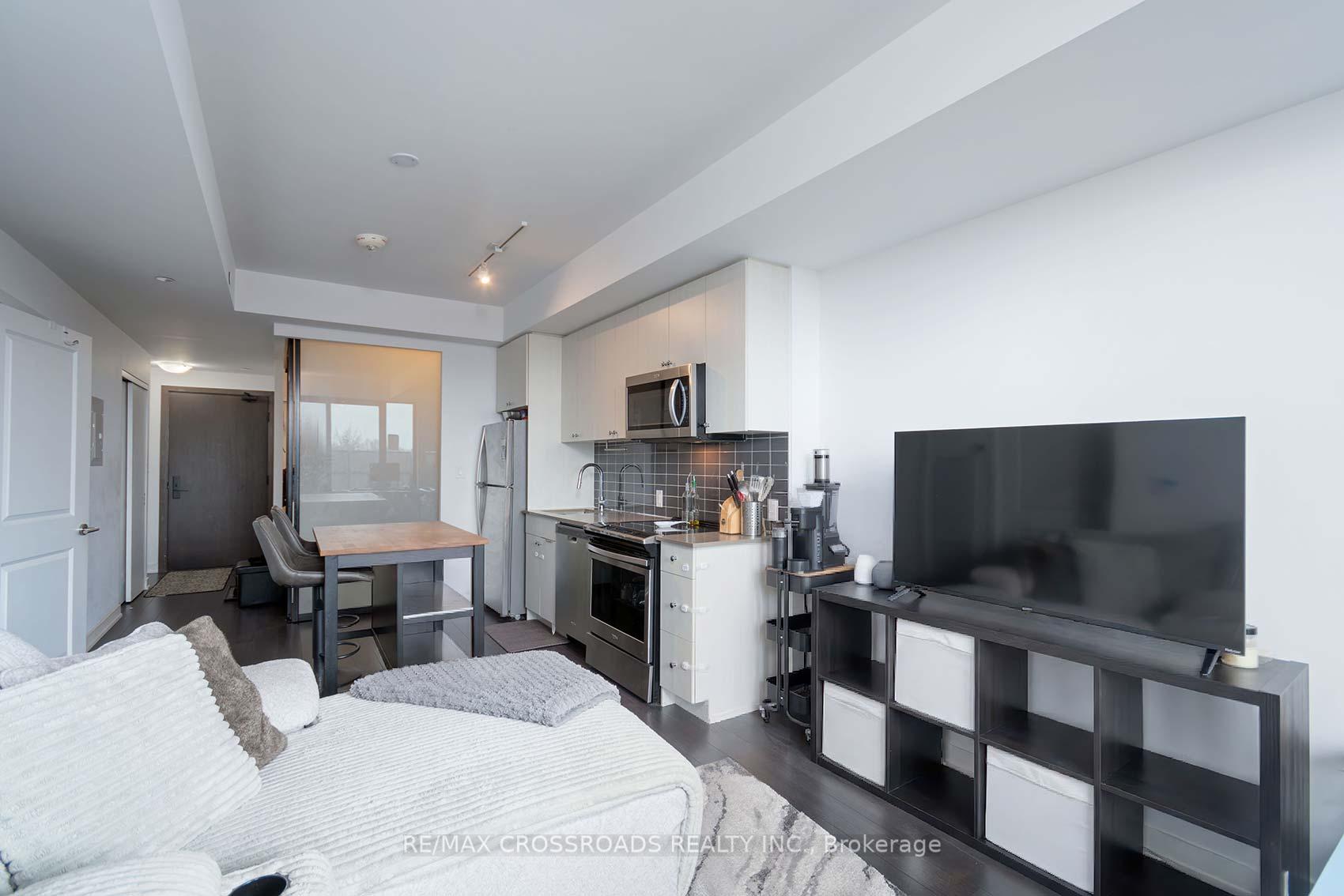 Photo 11 of Unit 628, 2799 Kingston Road, Scarborough, Cliffcrest — HOMEH