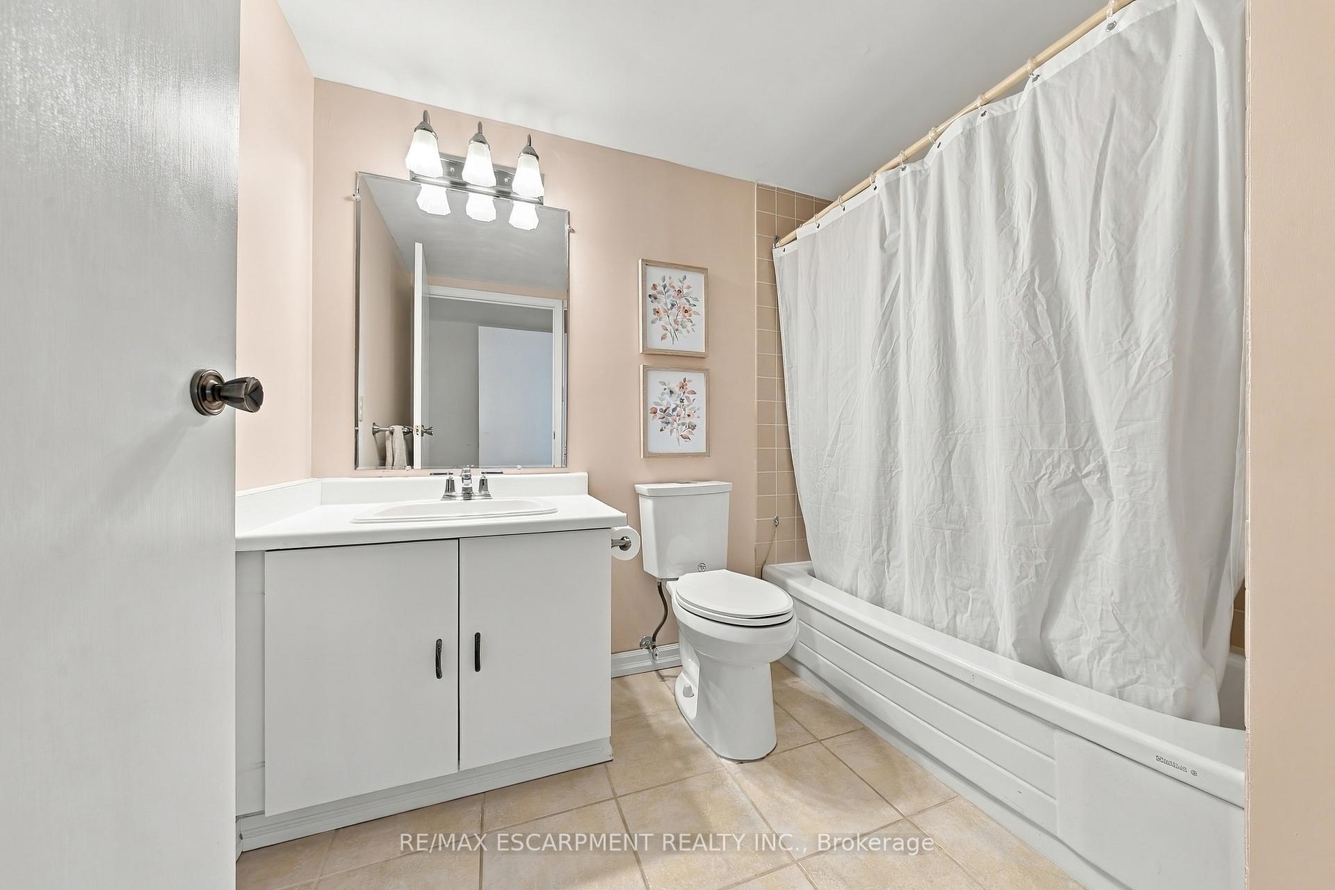 Photo 15 of Unit 912, 5280 Lakeshore Road, Burlington, Appleby — HOMEH