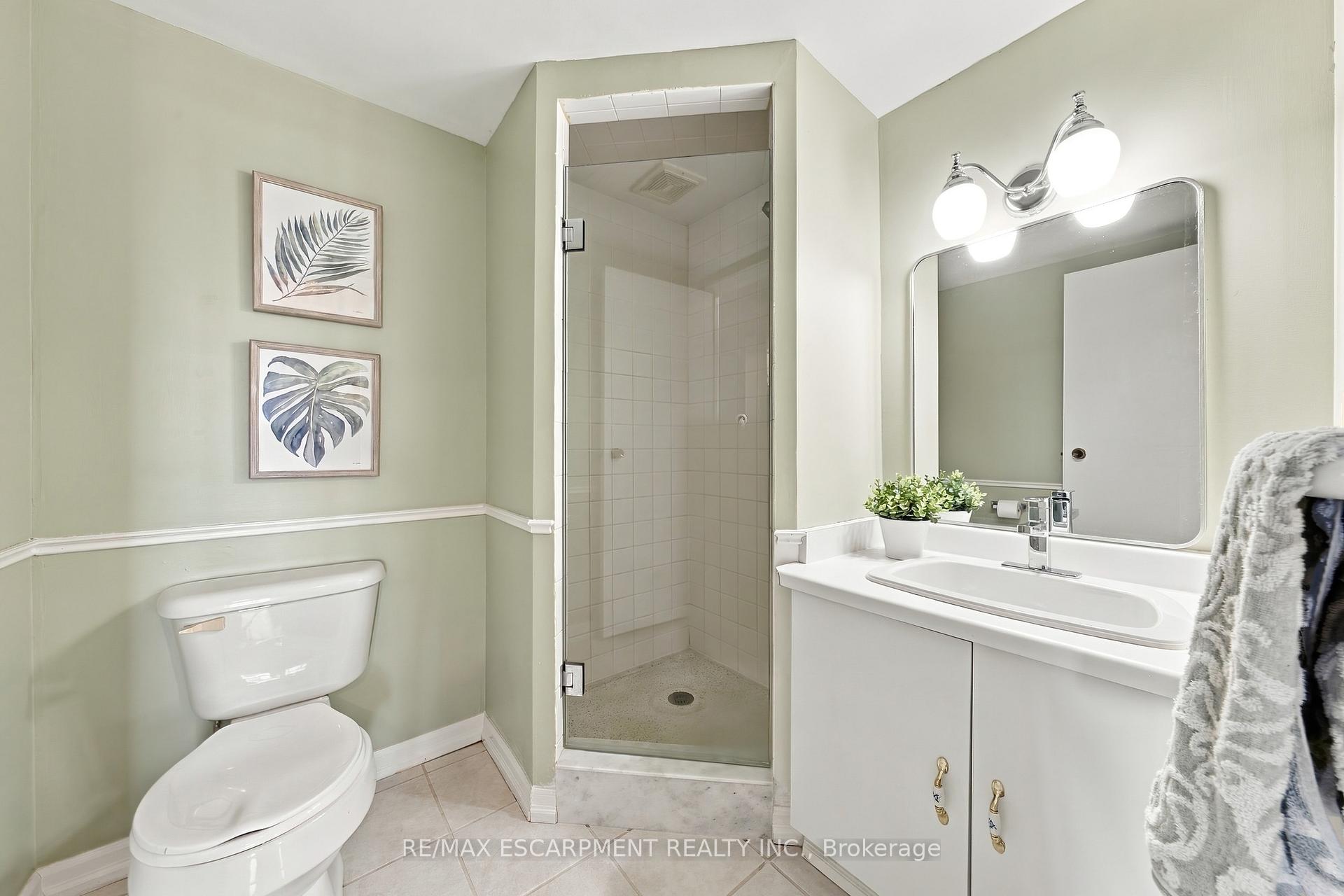Photo 18 of Unit 912, 5280 Lakeshore Road, Burlington, Appleby — HOMEH
