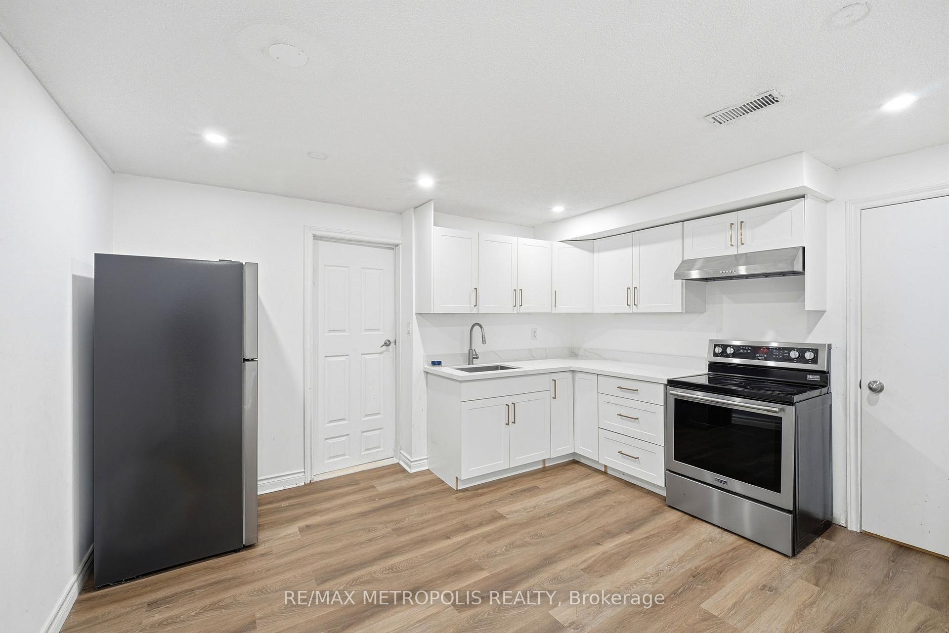 Photo 4 of Unit Bsmt, 10 Sillett Drive, Ajax, Central West — HOMEH