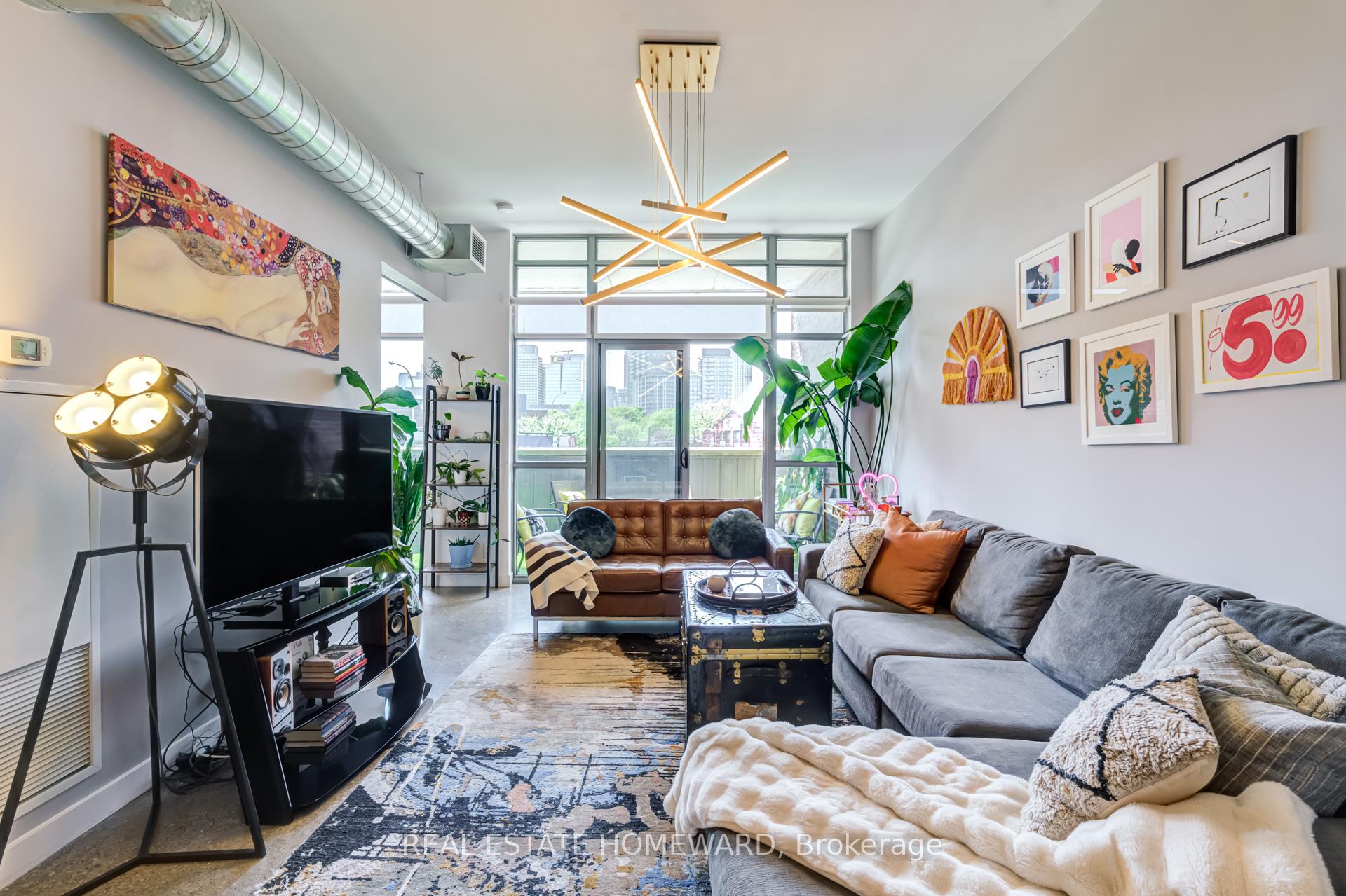 Photo of Unit 310, 549 King Street E