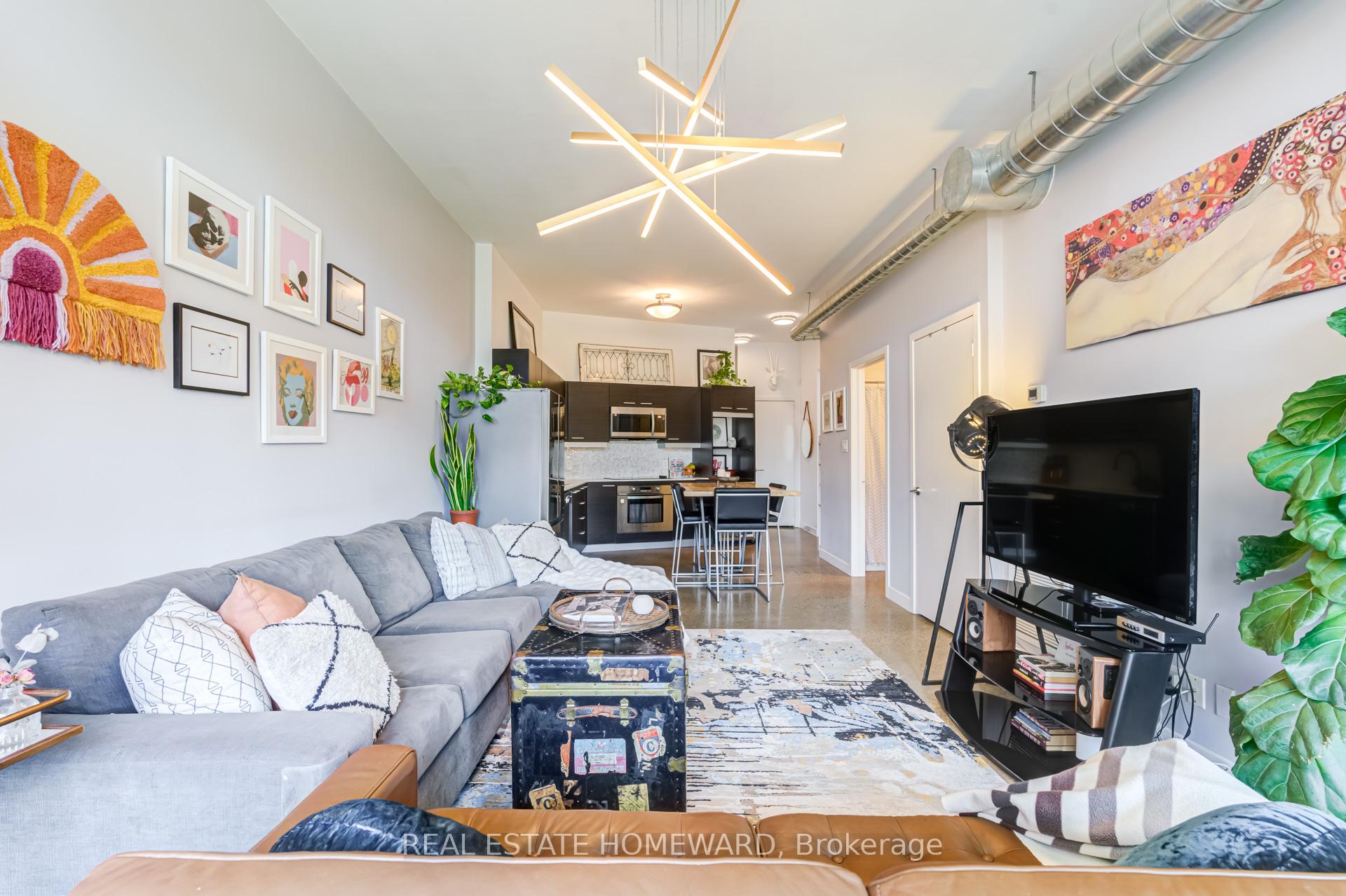 Photo 4 of Unit 310, 549 King Street E, Toronto, Moss Park — HOMEH