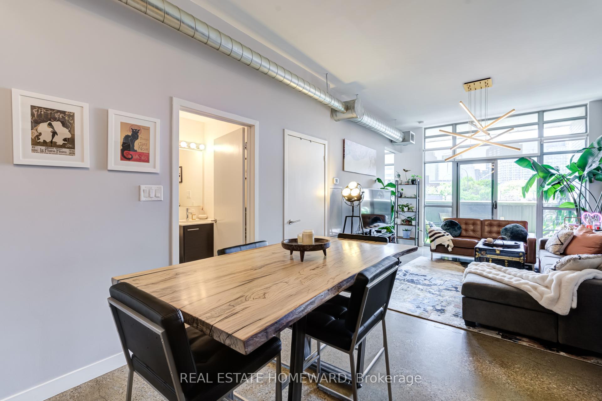 Photo 6 of Unit 310, 549 King Street E, Toronto, Moss Park — HOMEH
