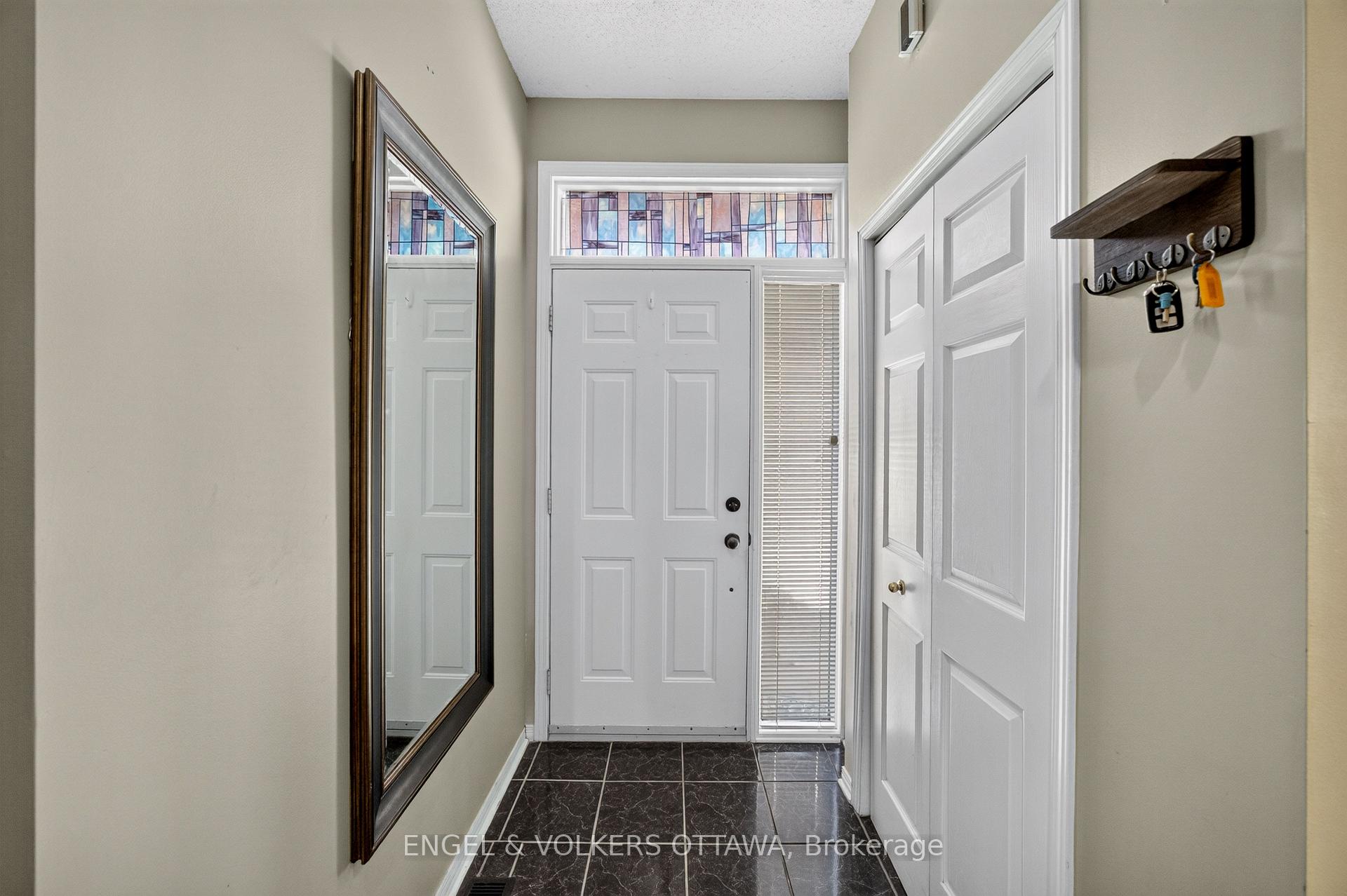 Photo 5 of 14 Prince Albert Street, Ottawa, Overbrook — HOMEH