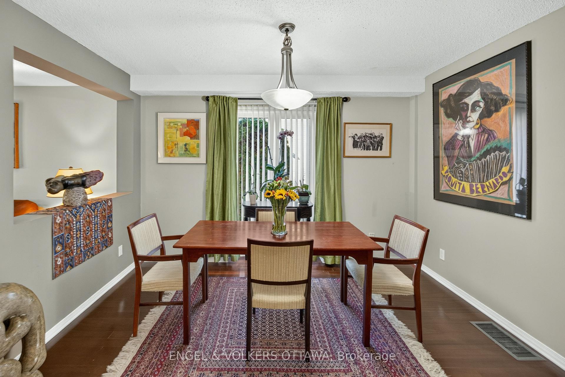 Photo 10 of 14 Prince Albert Street, Ottawa, Overbrook — HOMEH