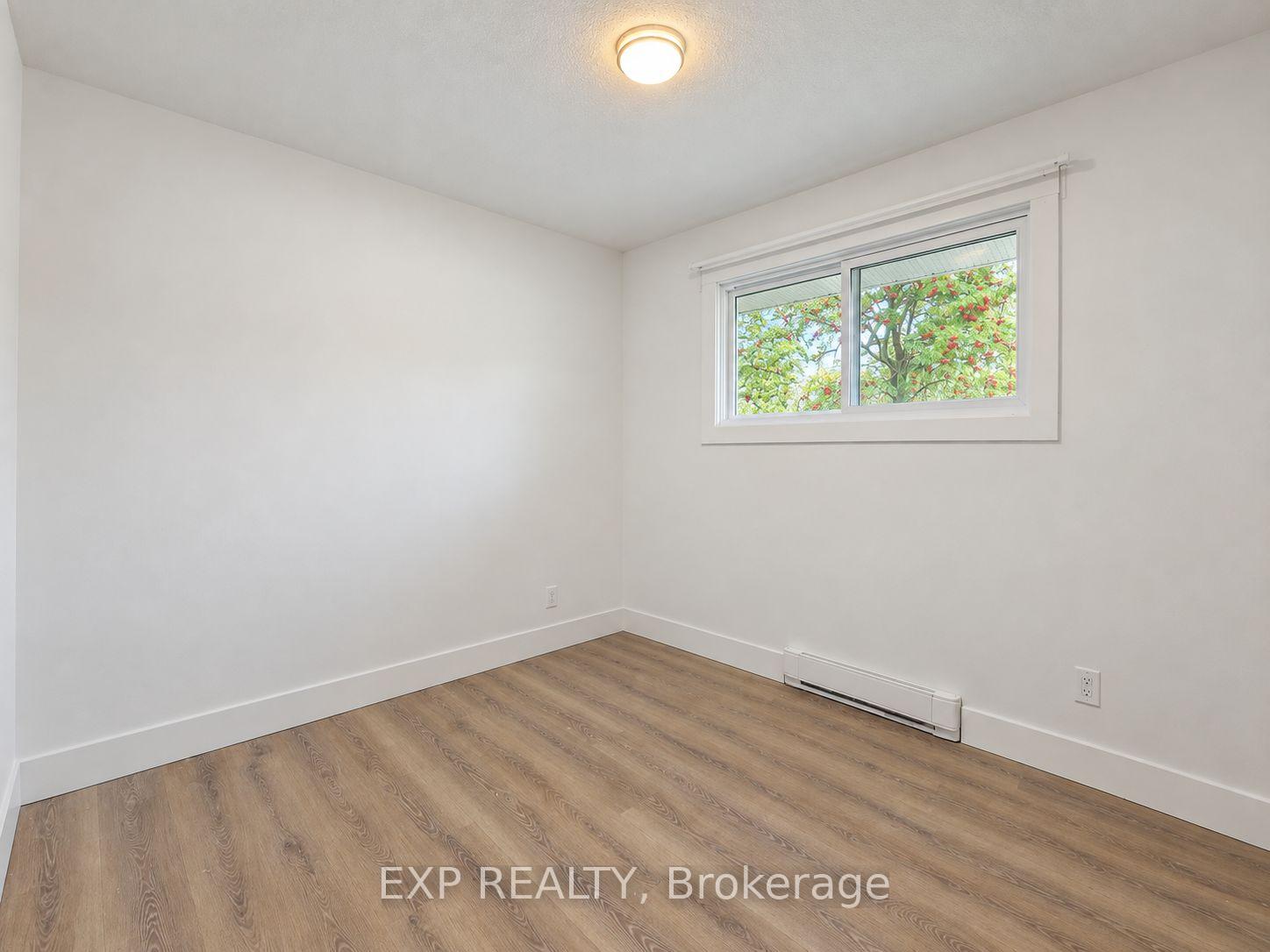Photo 15 of 1136 Deer Park Road, Ottawa, City View/Skyline/Fisher Heights/Parkwood Hills — HOMEH