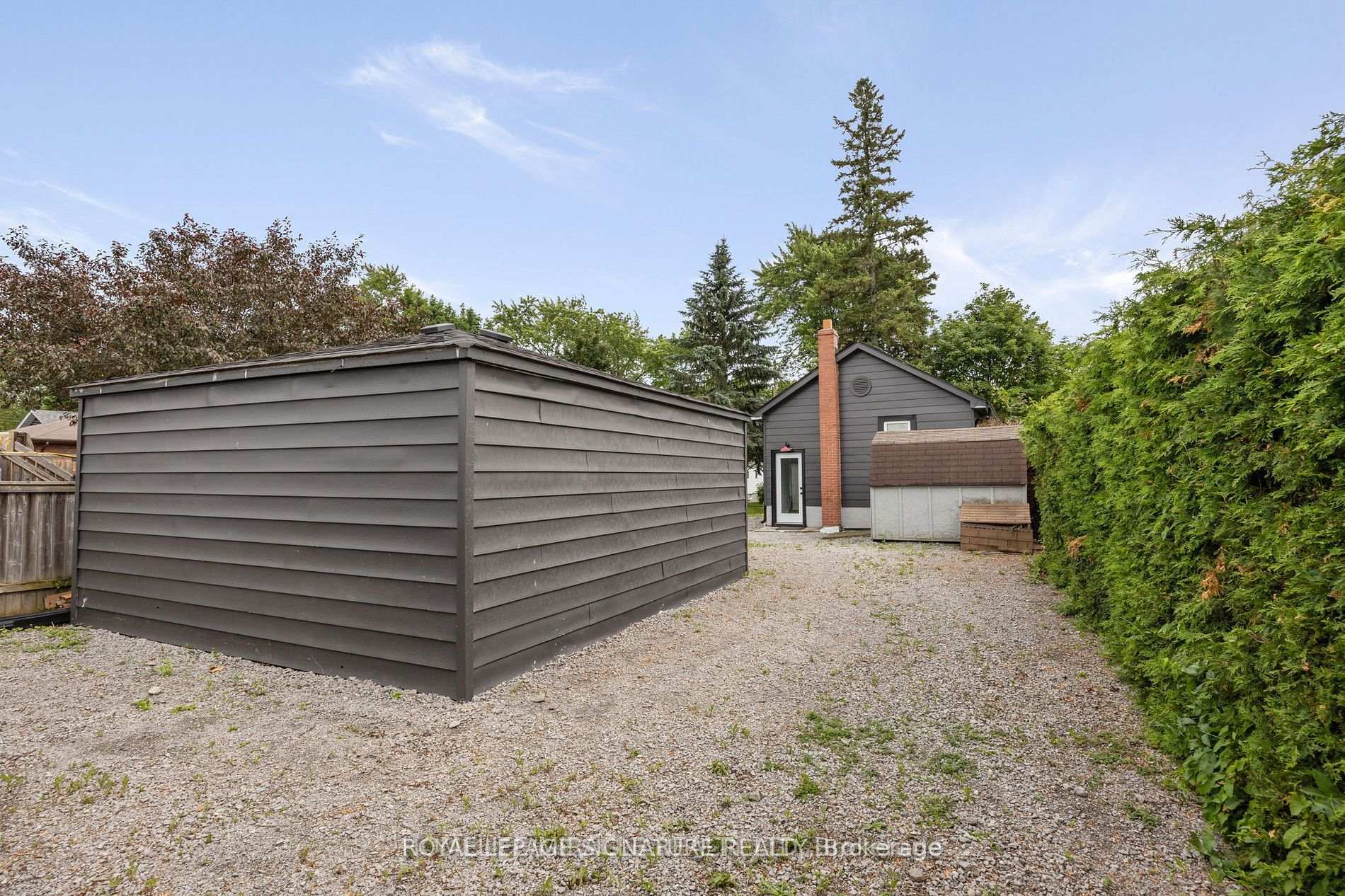 Photo 2 of Unit 1, 310 Muriel Avenue, Oshawa, McLaughlin — HOMEH