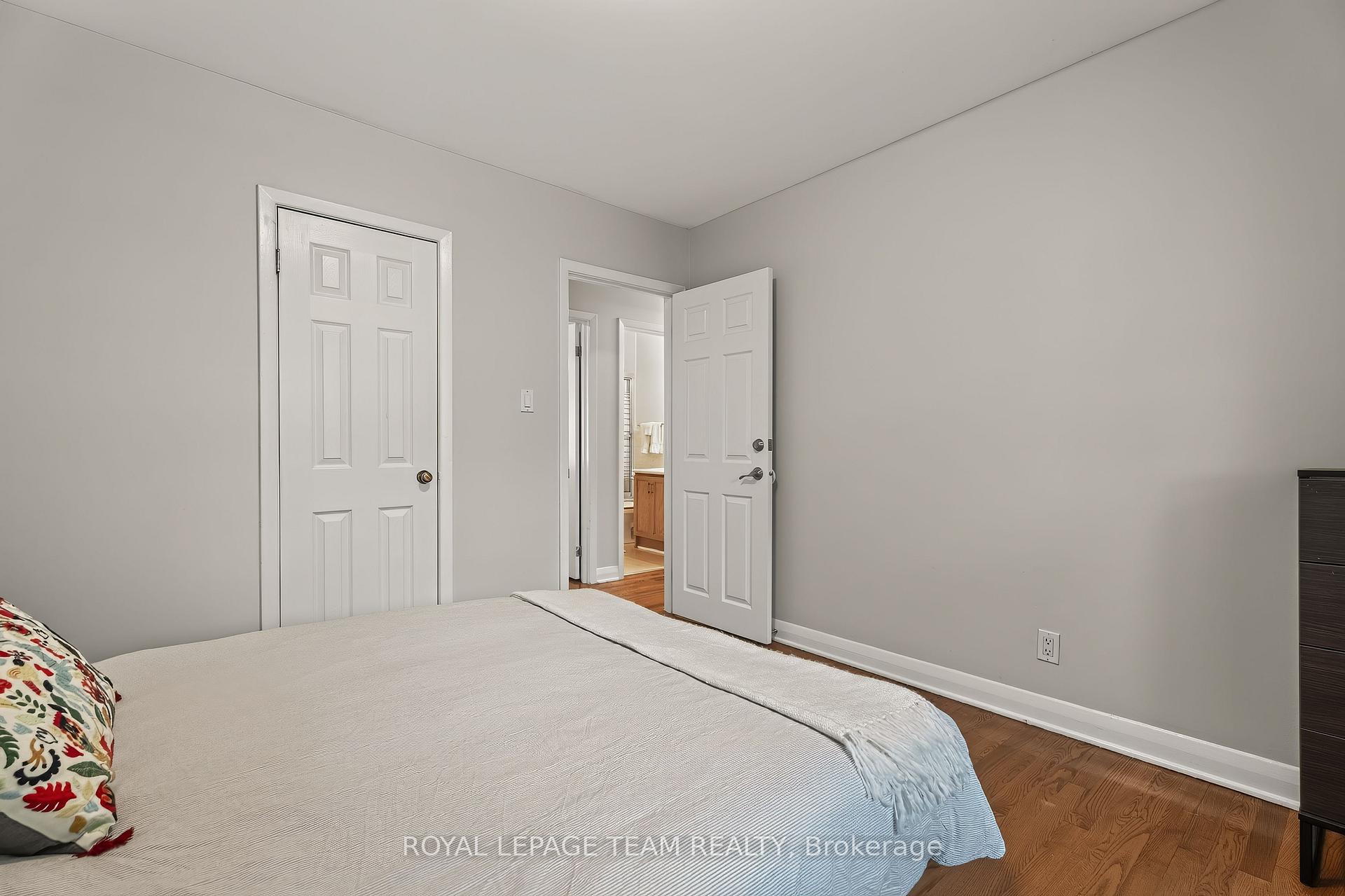 Photo 24 of 125 Norice Street, Ottawa, Meadowlands/Crestview — HOMEH