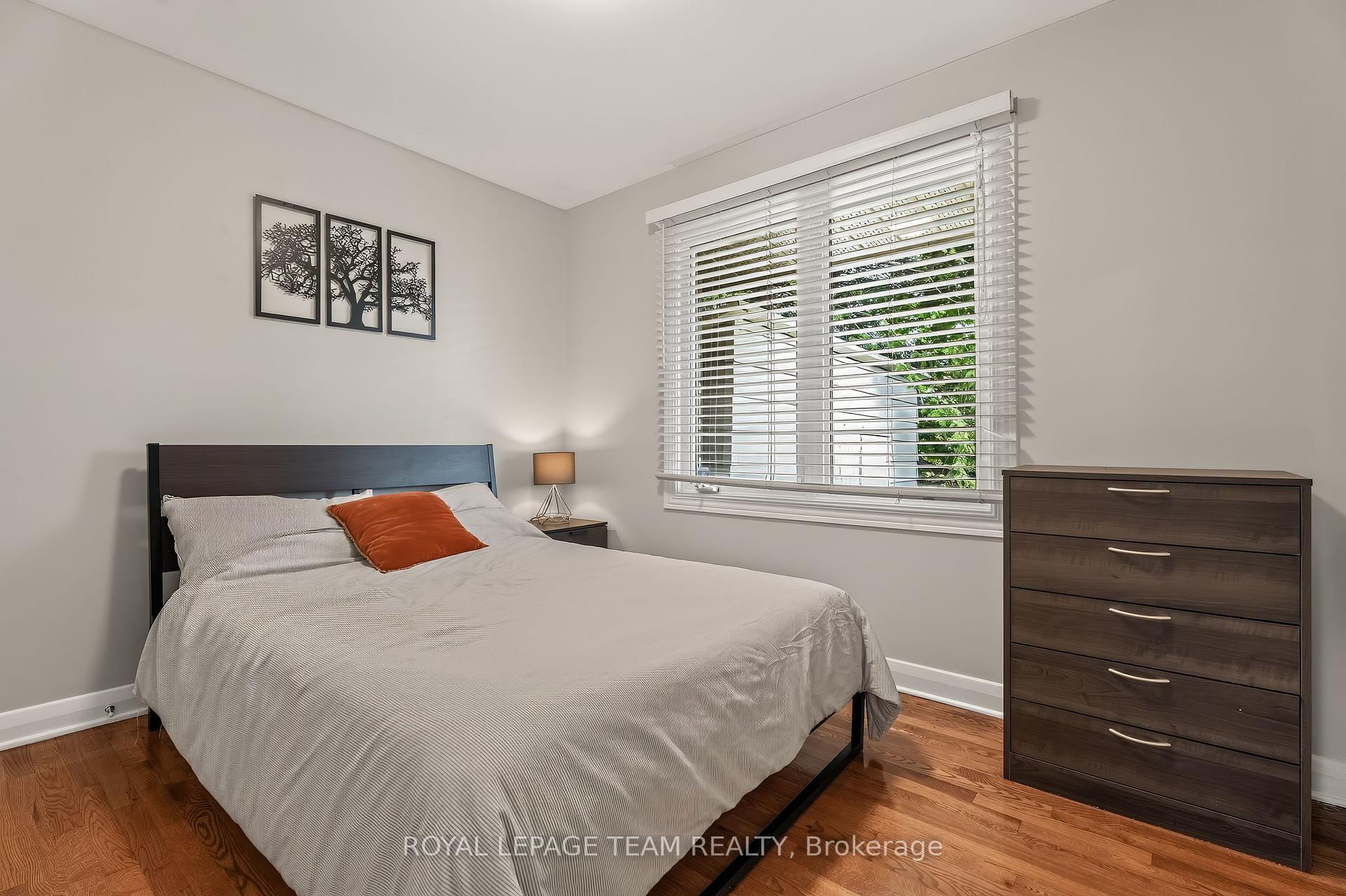 Photo 26 of 125 Norice Street, Ottawa, Meadowlands/Crestview — HOMEH