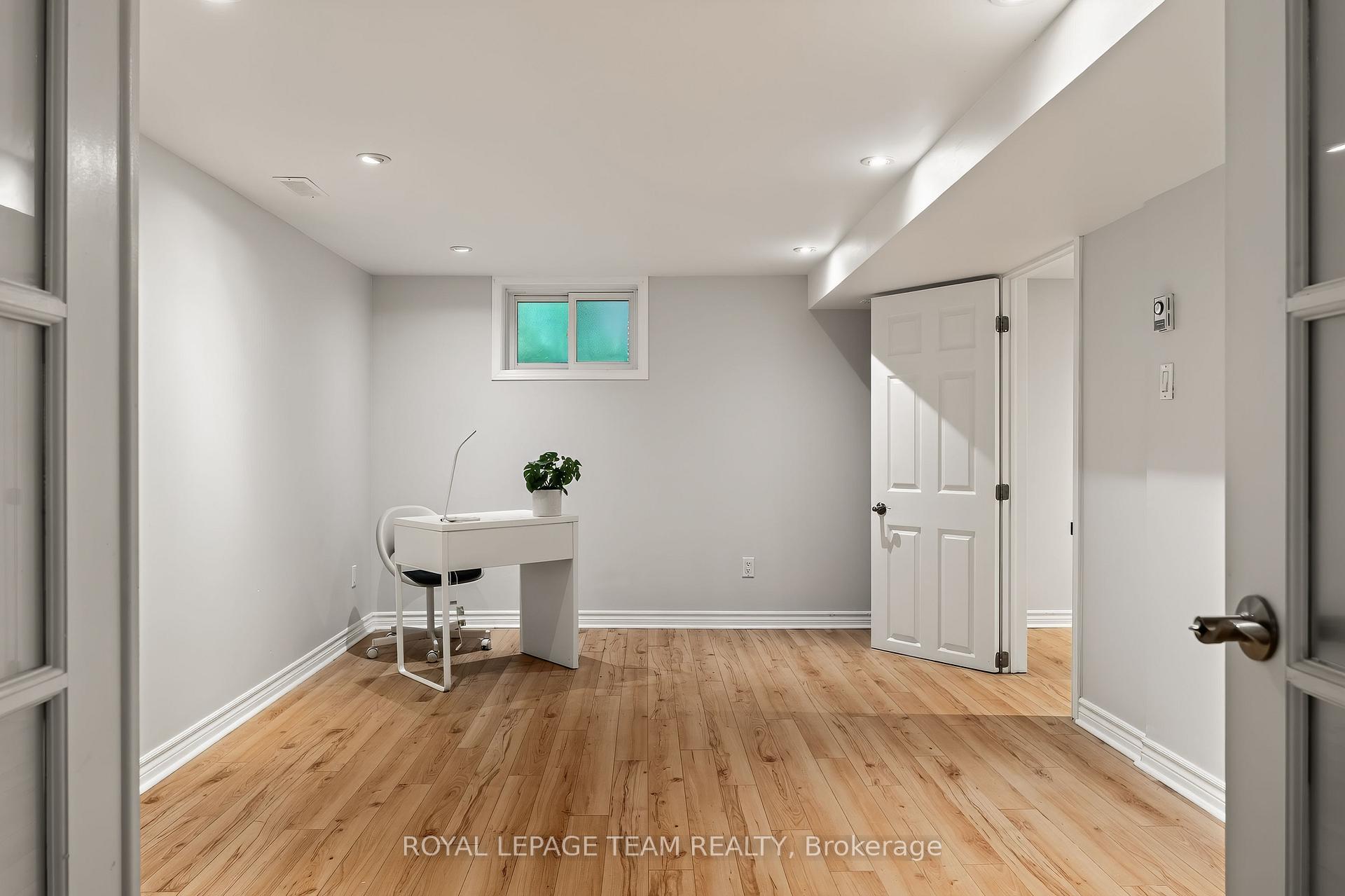 Photo 33 of 125 Norice Street, Ottawa, Meadowlands/Crestview — HOMEH