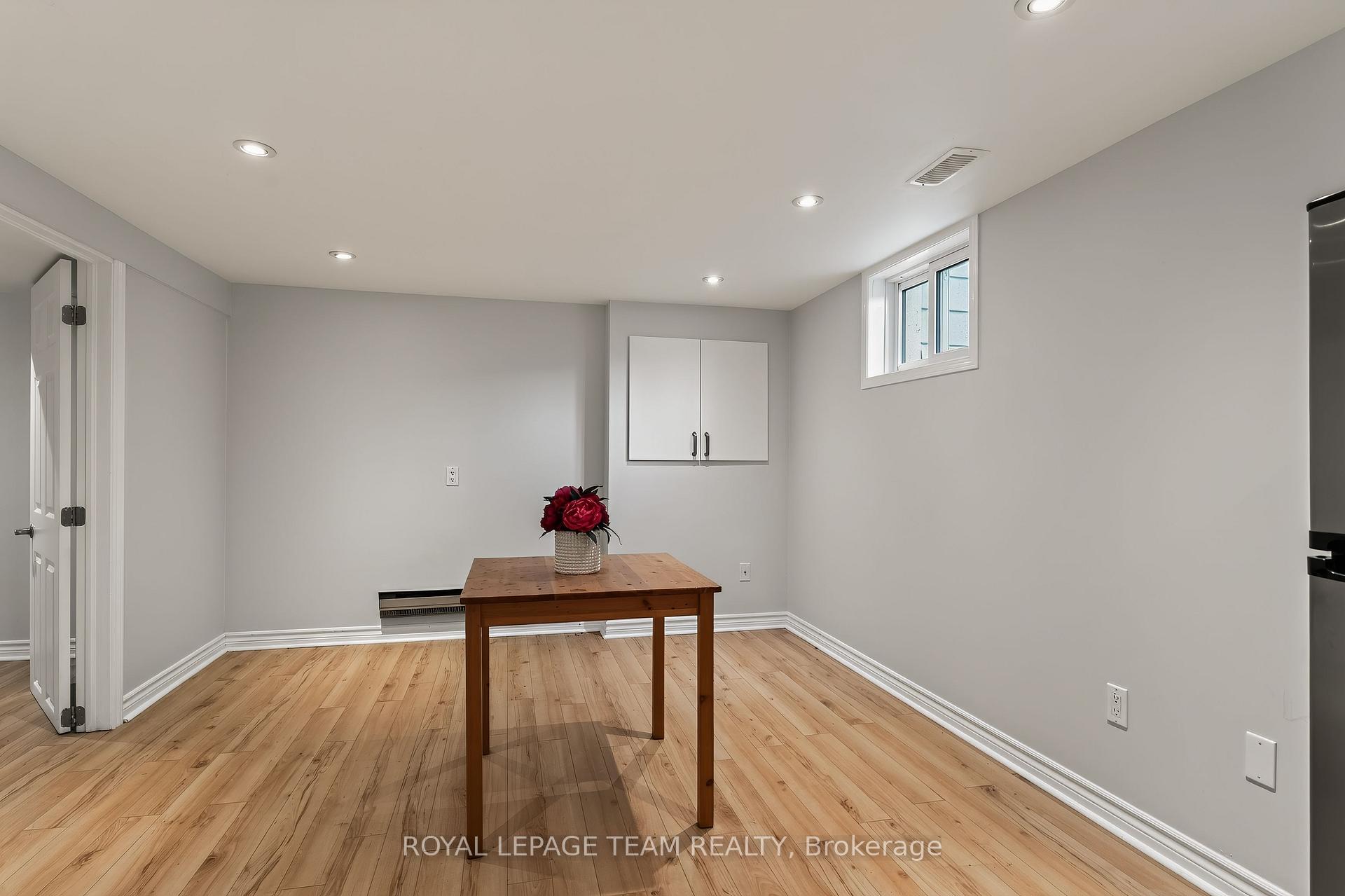 Photo 37 of 125 Norice Street, Ottawa, Meadowlands/Crestview — HOMEH