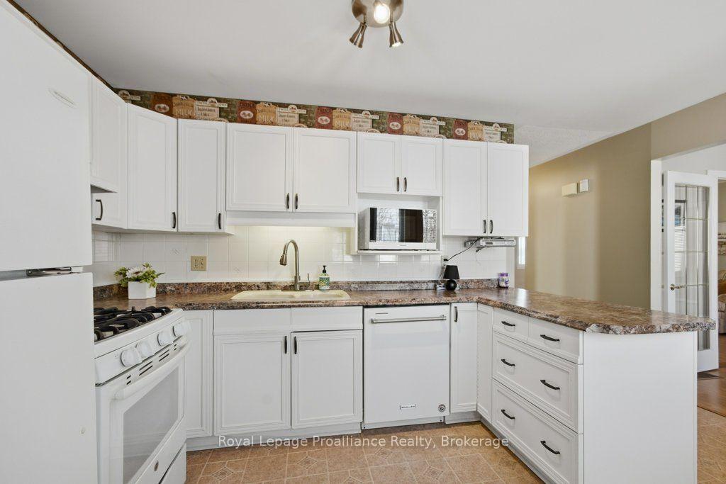 Photo 16 of 5 Cretney Drive, Prince Edward County, Wellington Ward — HOMEH