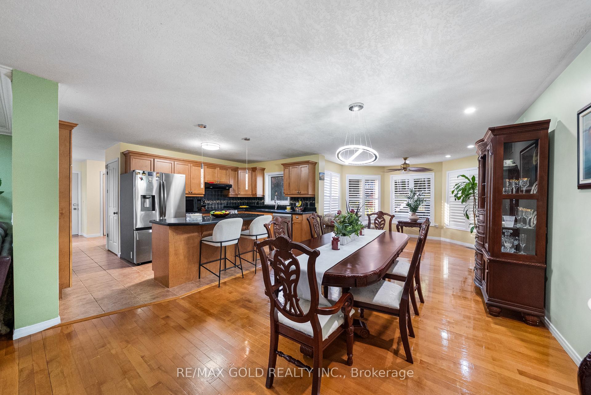 Photo 9 of 15252 Chinguacousy Road, Caledon, Rural Caledon — HOMEH