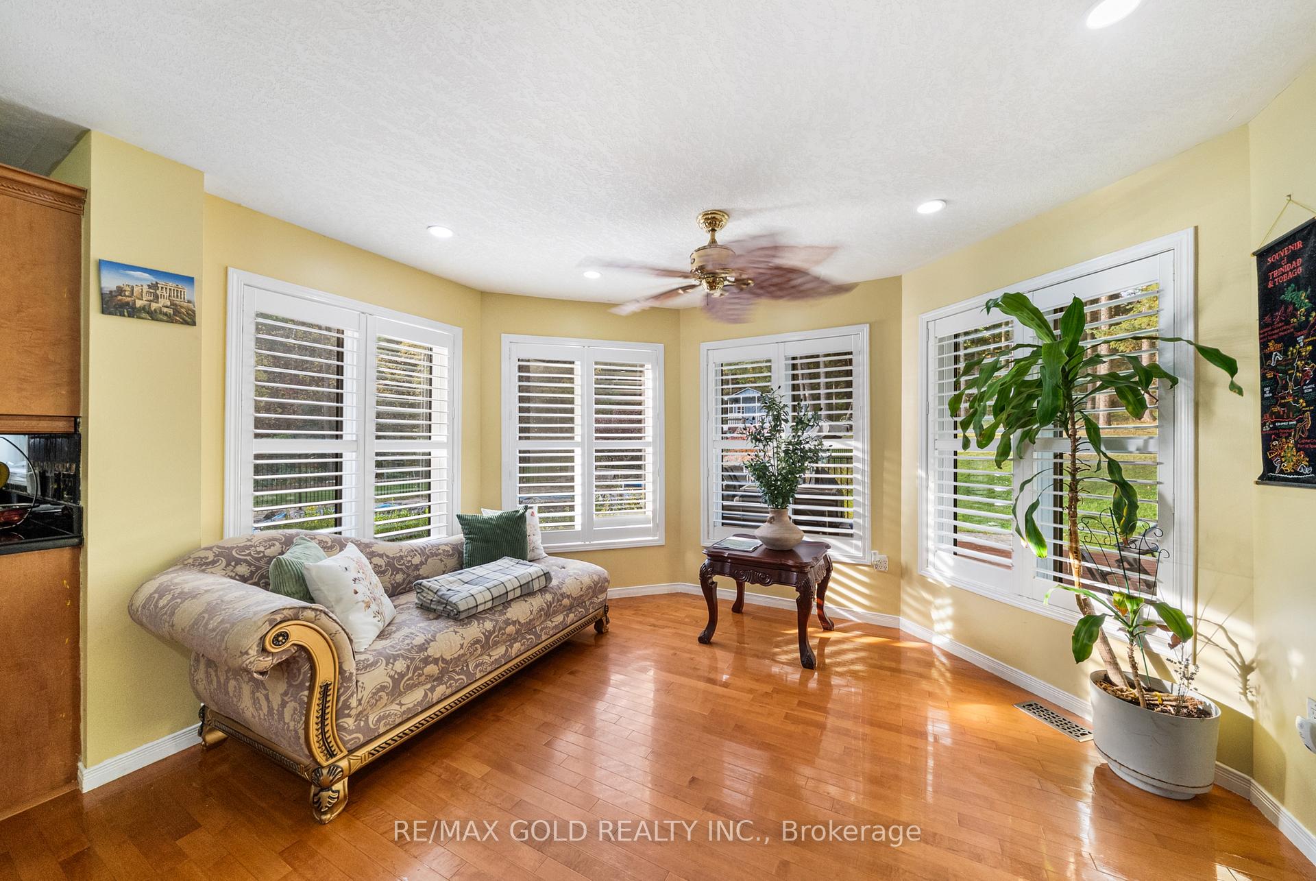 Photo 15 of 15252 Chinguacousy Road, Caledon, Rural Caledon — HOMEH
