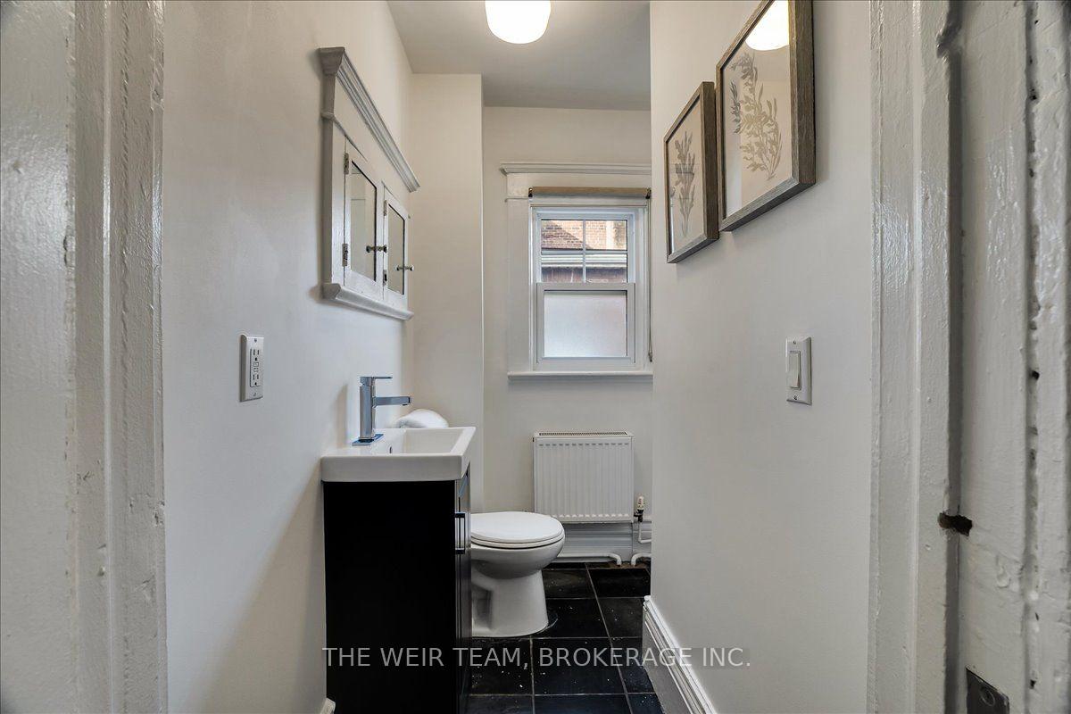 Photo 10 of 1394 Queen Street E, Toronto, Greenwood-Coxwell — HOMEH