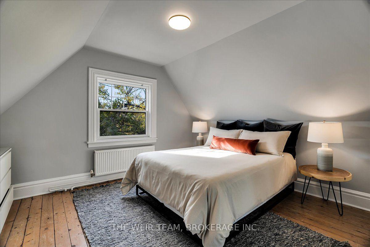 Photo 23 of 1394 Queen Street E, Toronto, Greenwood-Coxwell — HOMEH
