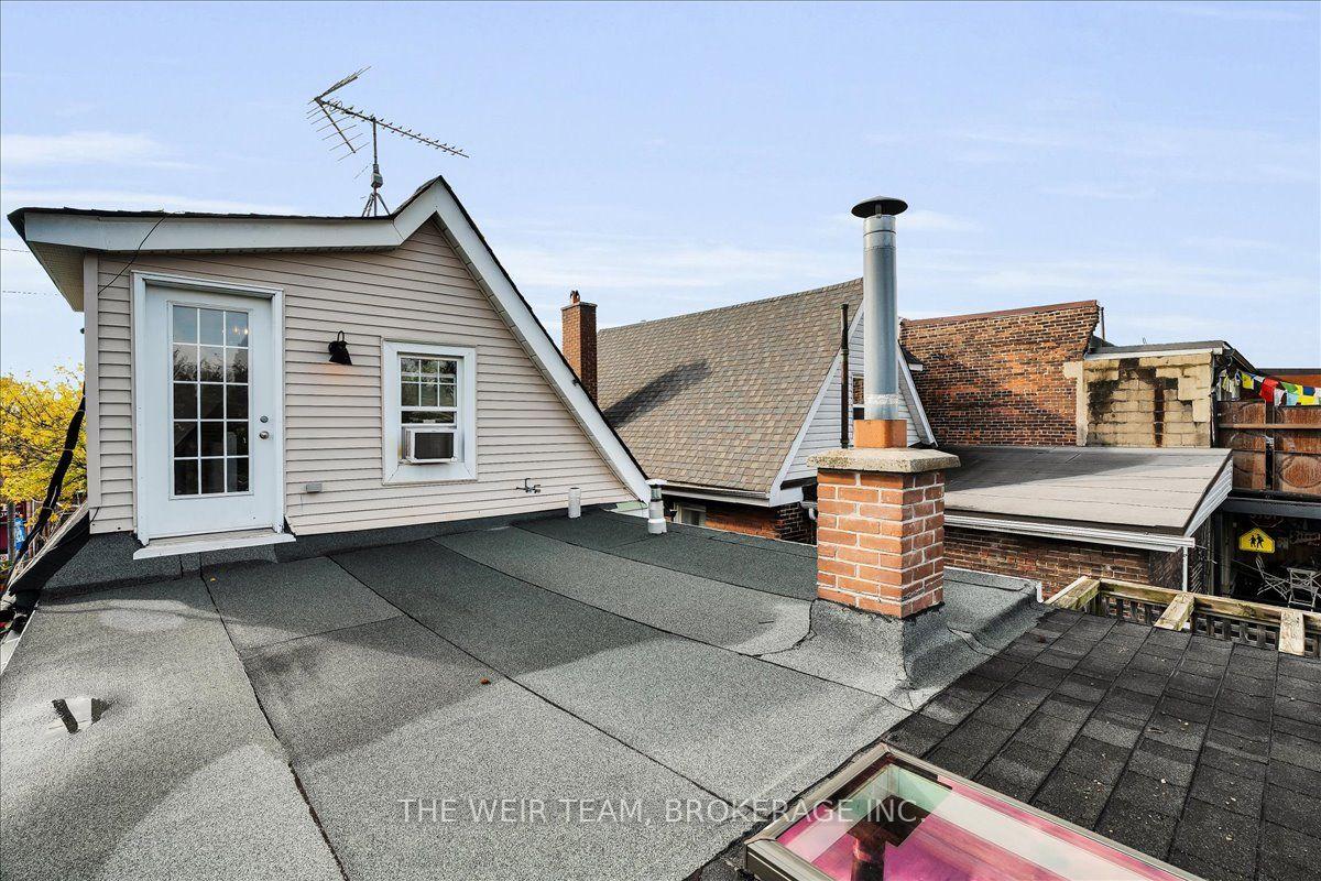 Photo 24 of 1394 Queen Street E, Toronto, Greenwood-Coxwell — HOMEH