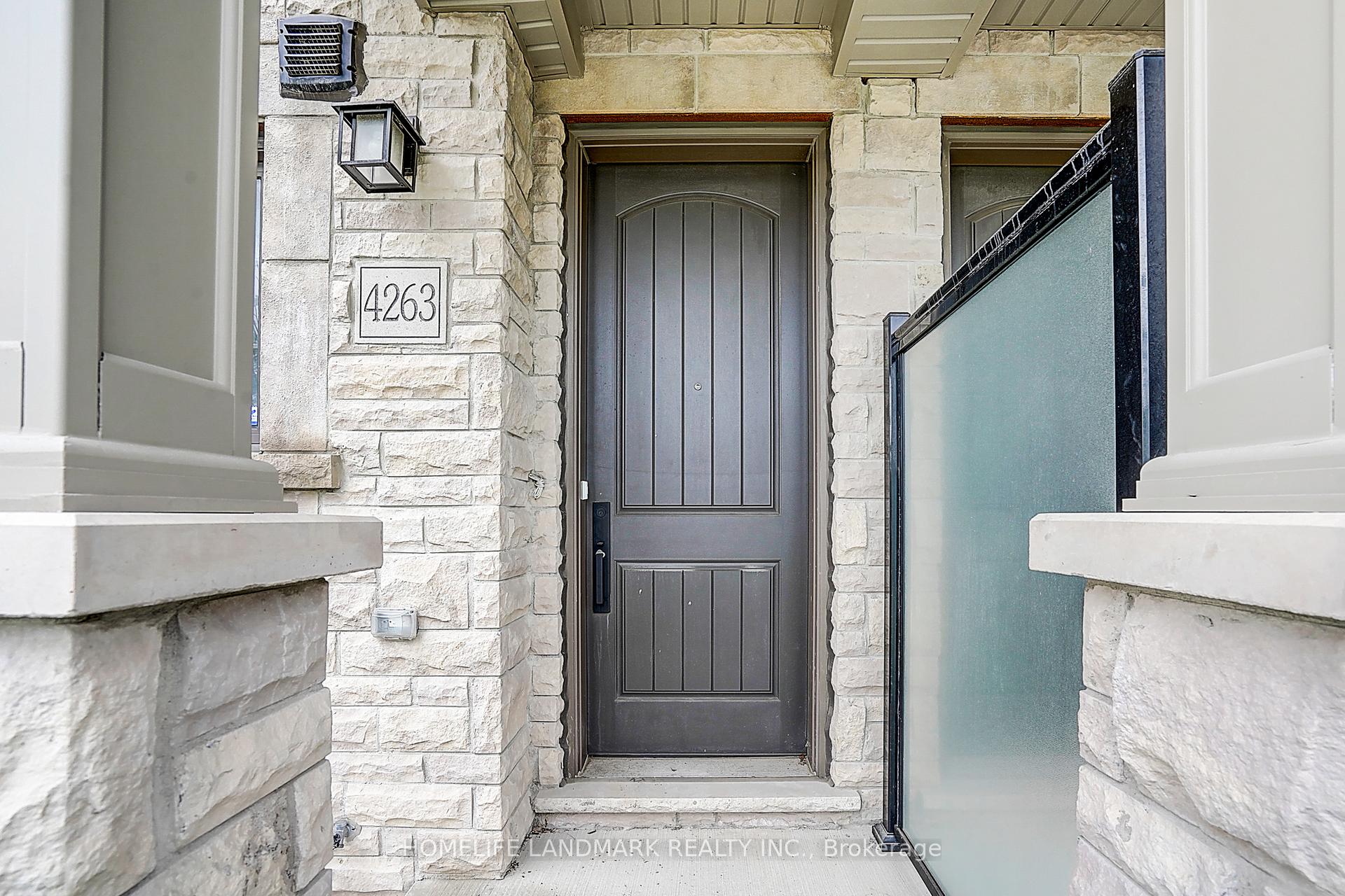 Photo 5 of 4263 Major Mackenzie Drive E, Markham, Angus Glen — HOMEH