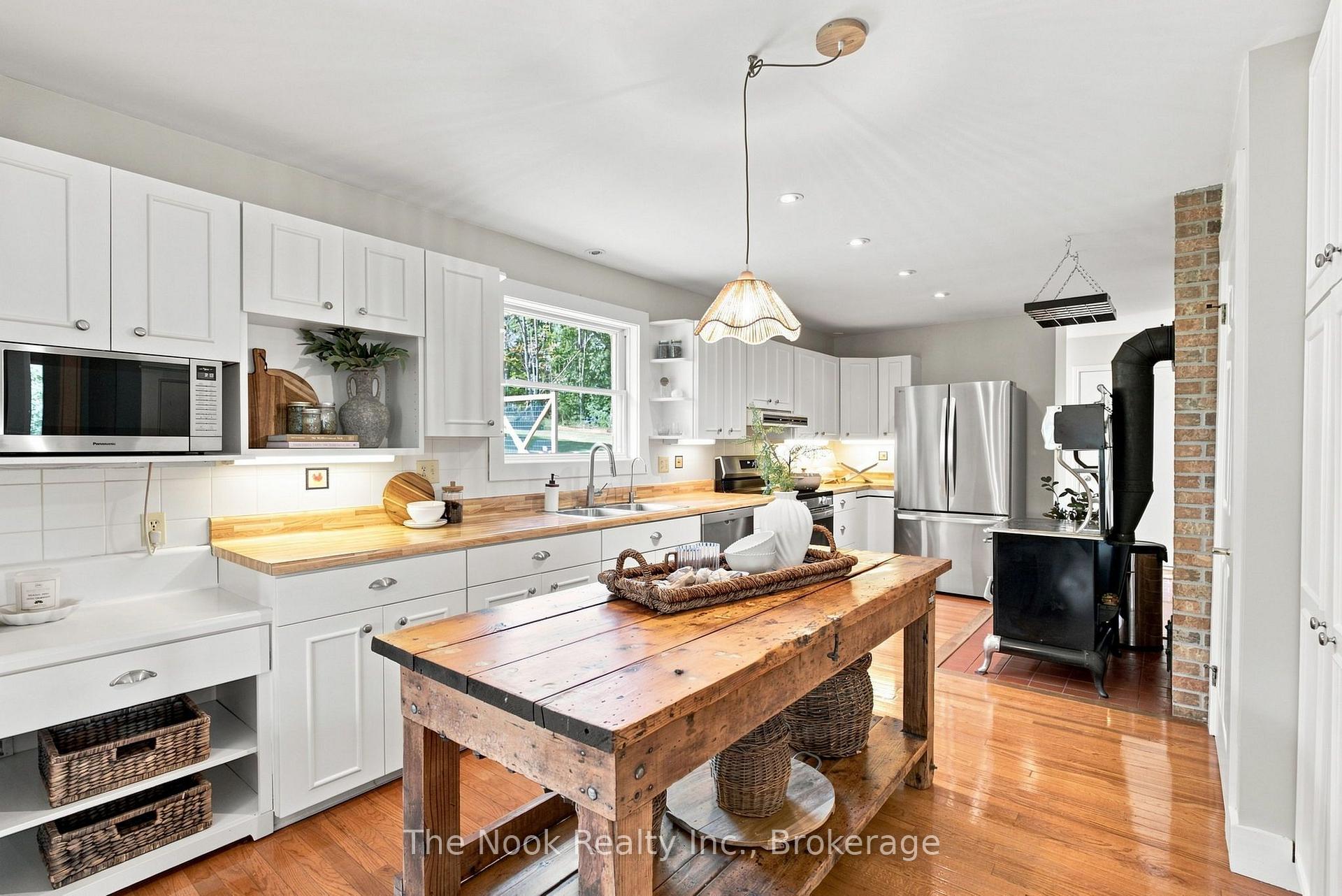 Photo 13 of 820 Rahmel Road, Otonabee-South Monaghan — HOMEH