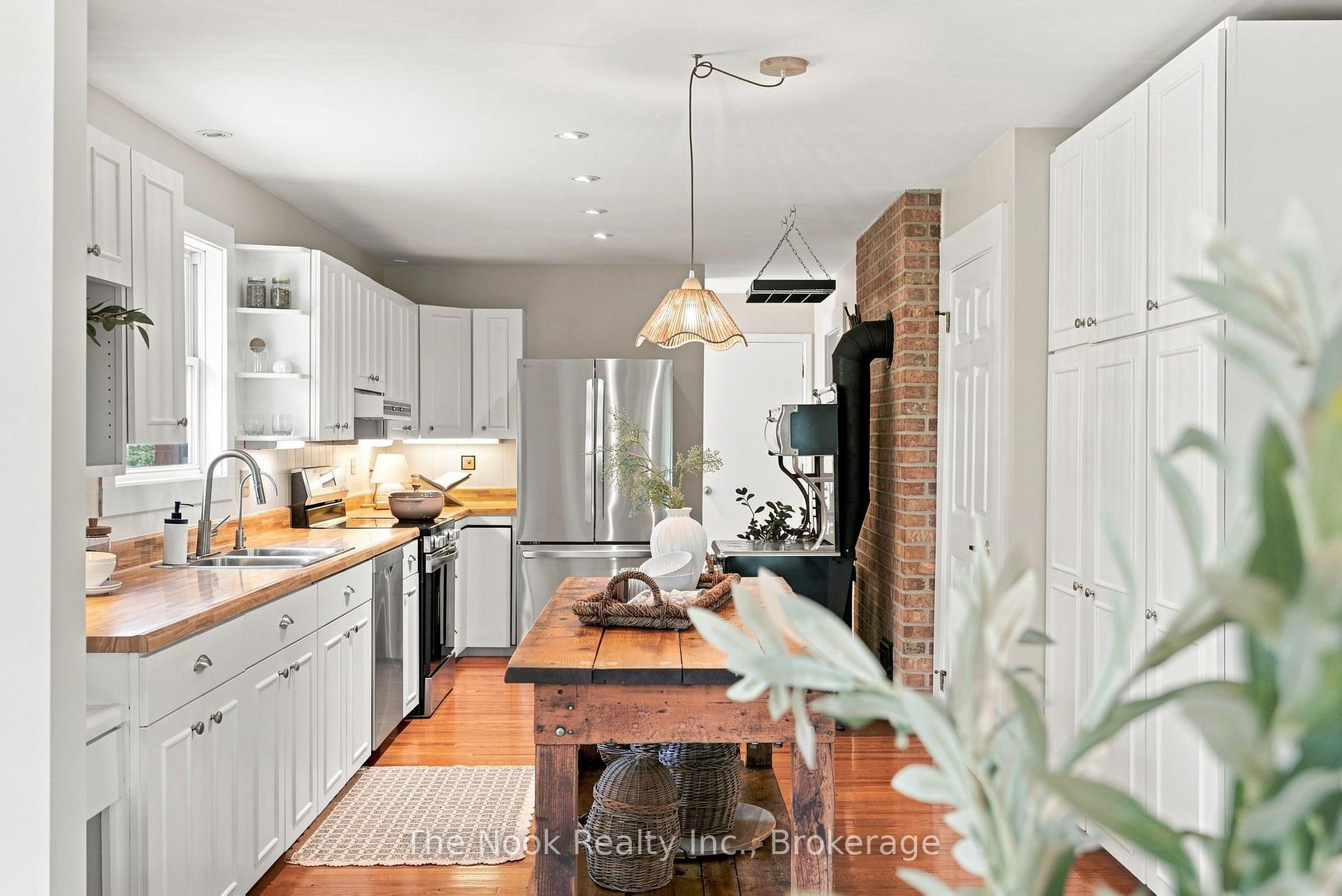 Photo 14 of 820 Rahmel Road, Otonabee-South Monaghan — HOMEH