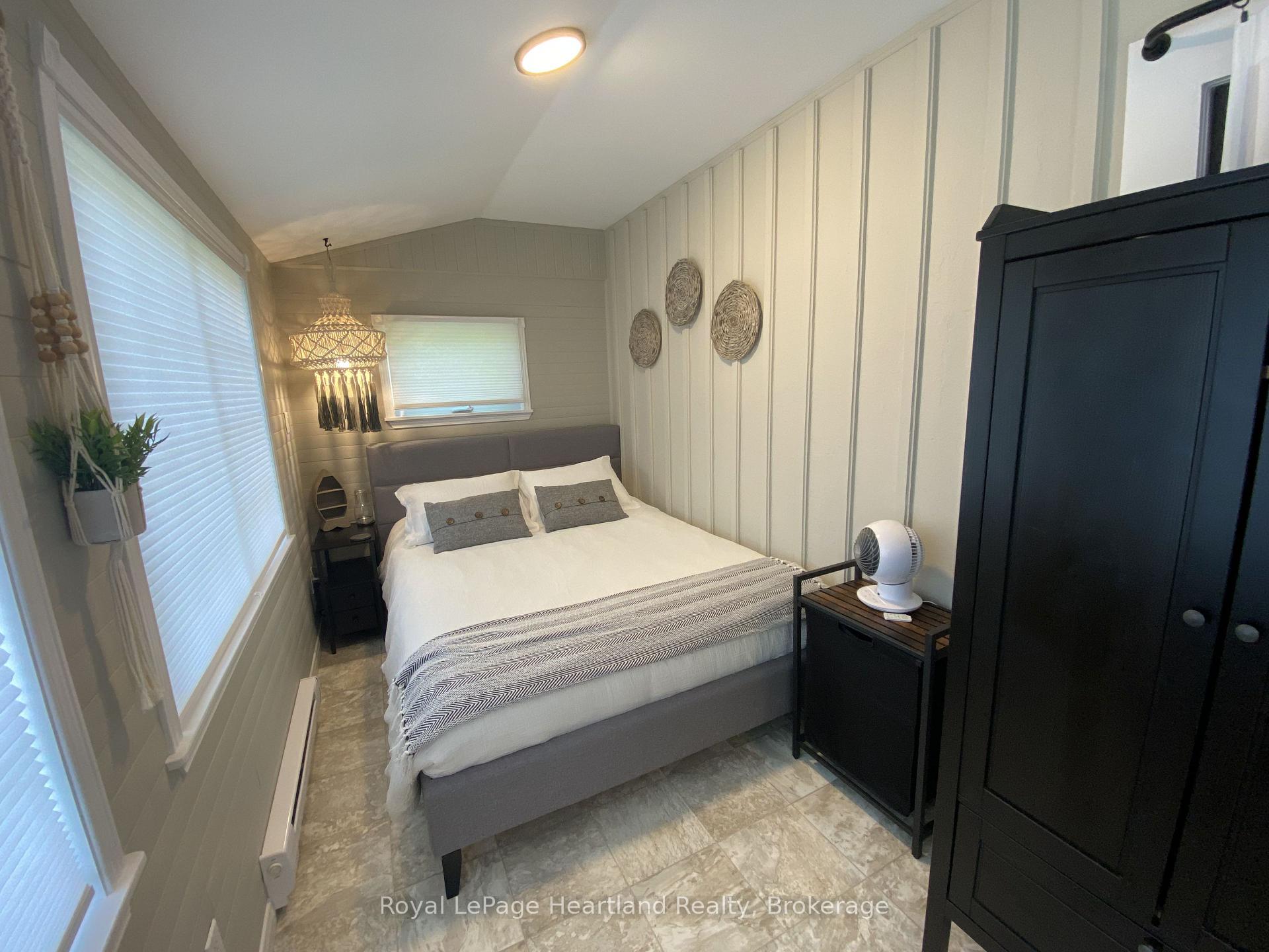 Photo 22 of 82 Tuyll Street, Bluewater, Bayfield — HOMEH