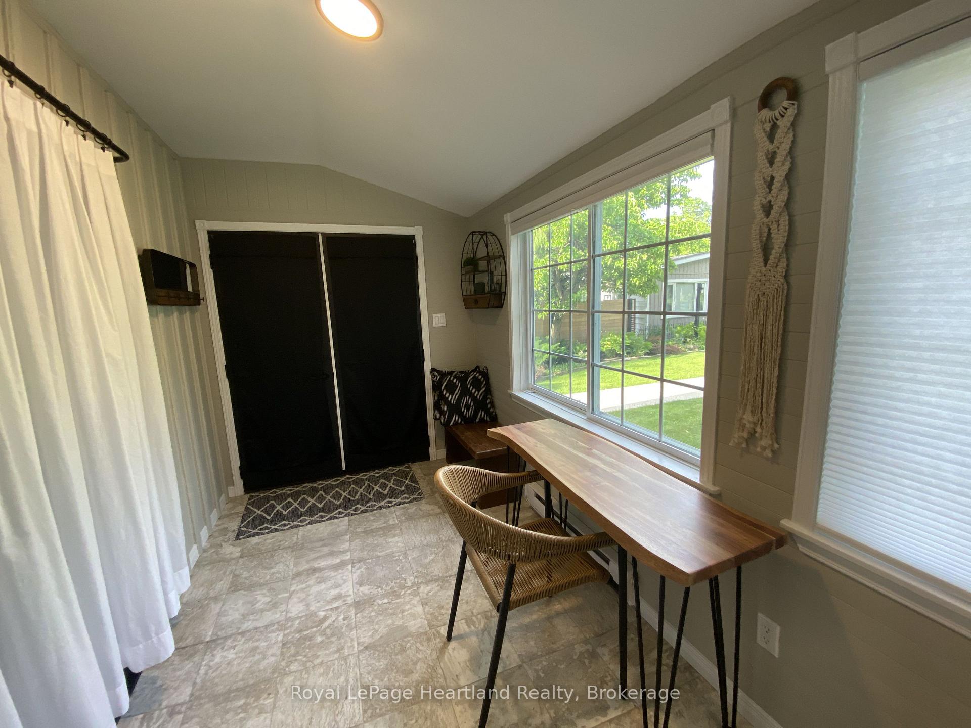 Photo 23 of 82 Tuyll Street, Bluewater, Bayfield — HOMEH