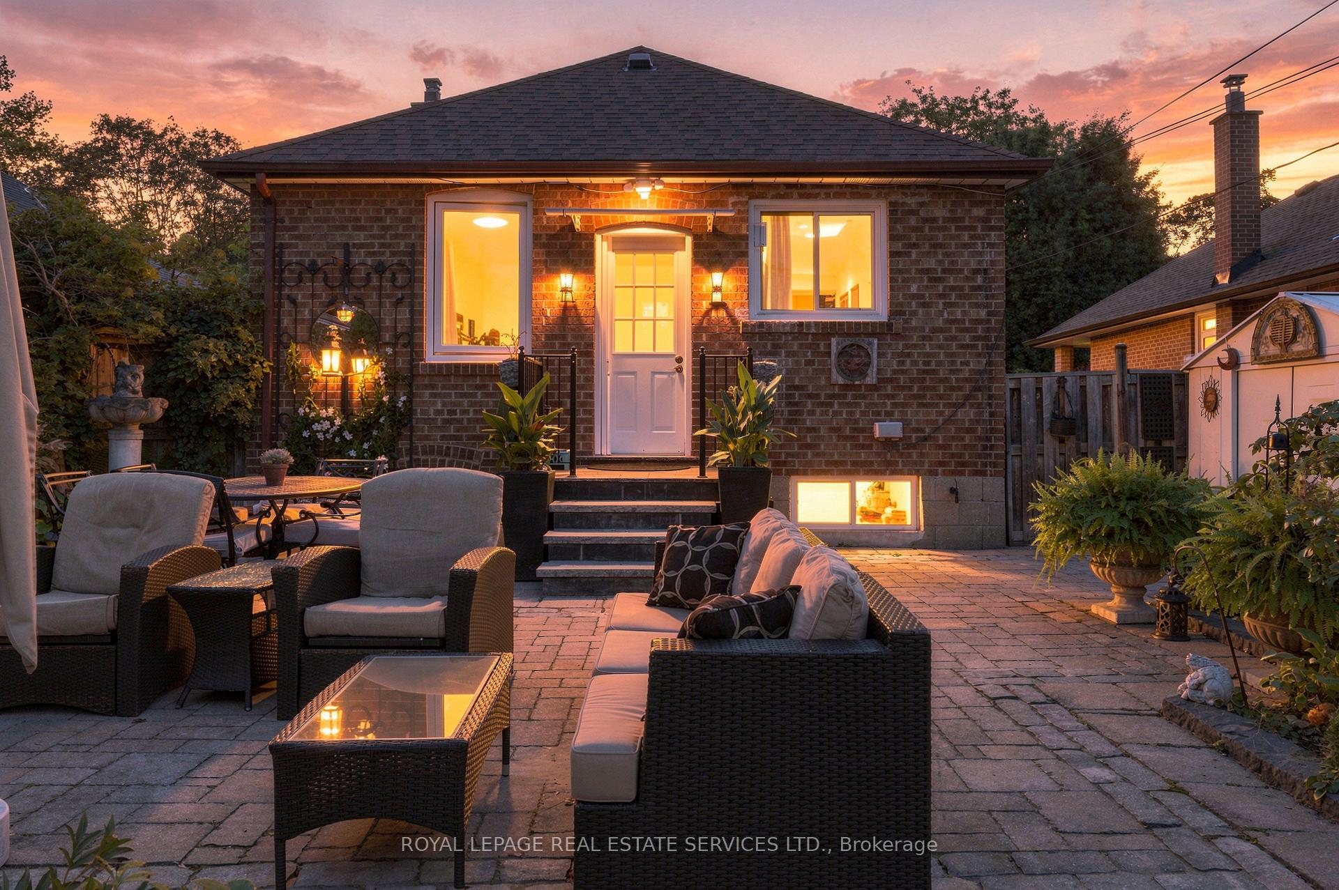 Photo 20 of 89 Yorkview Drive, Etobicoke, Stonegate-Queensway — HOMEH
