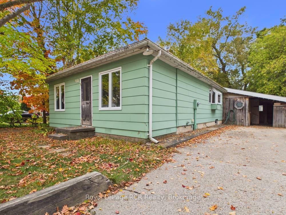 Photo of 418 Goderich Street