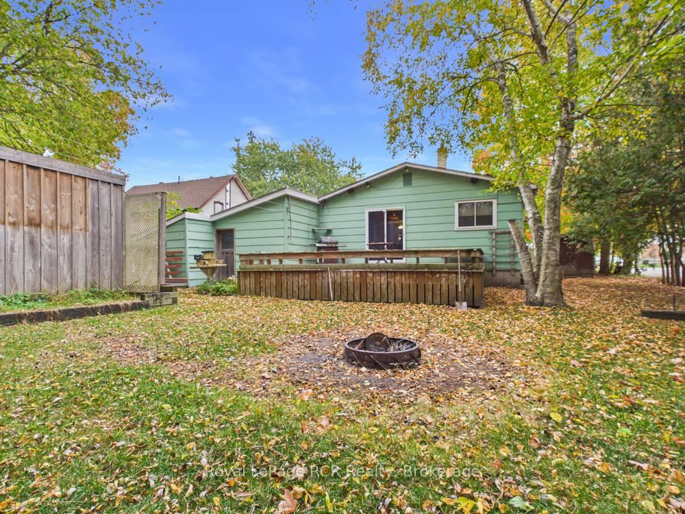 Photo 4 of 418 Goderich Street, Saugeen Shores — HOMEH