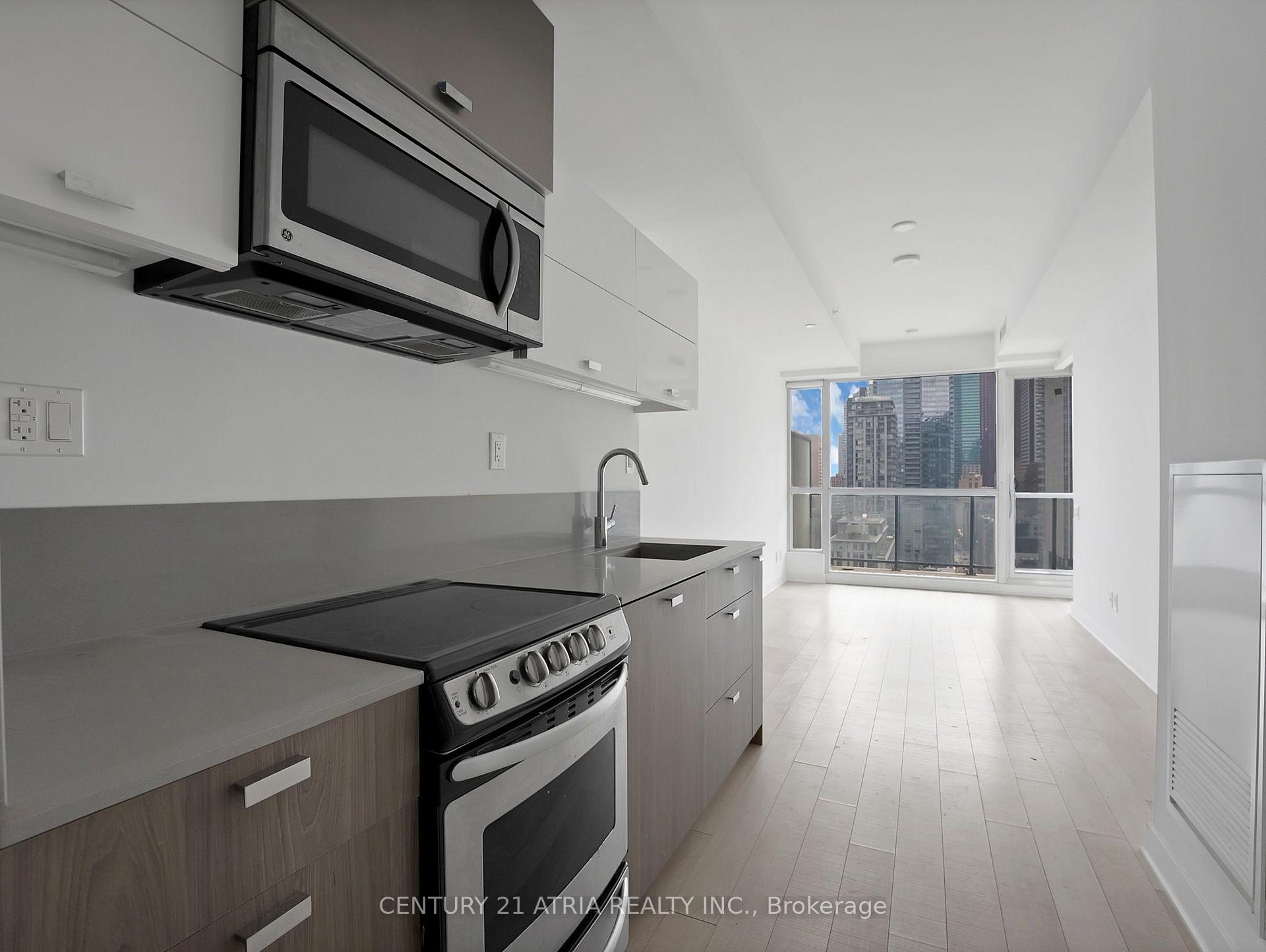 Photo 16 of Unit 2109, 290 Adelaide Street W, Toronto, Waterfront Communities — HOMEH