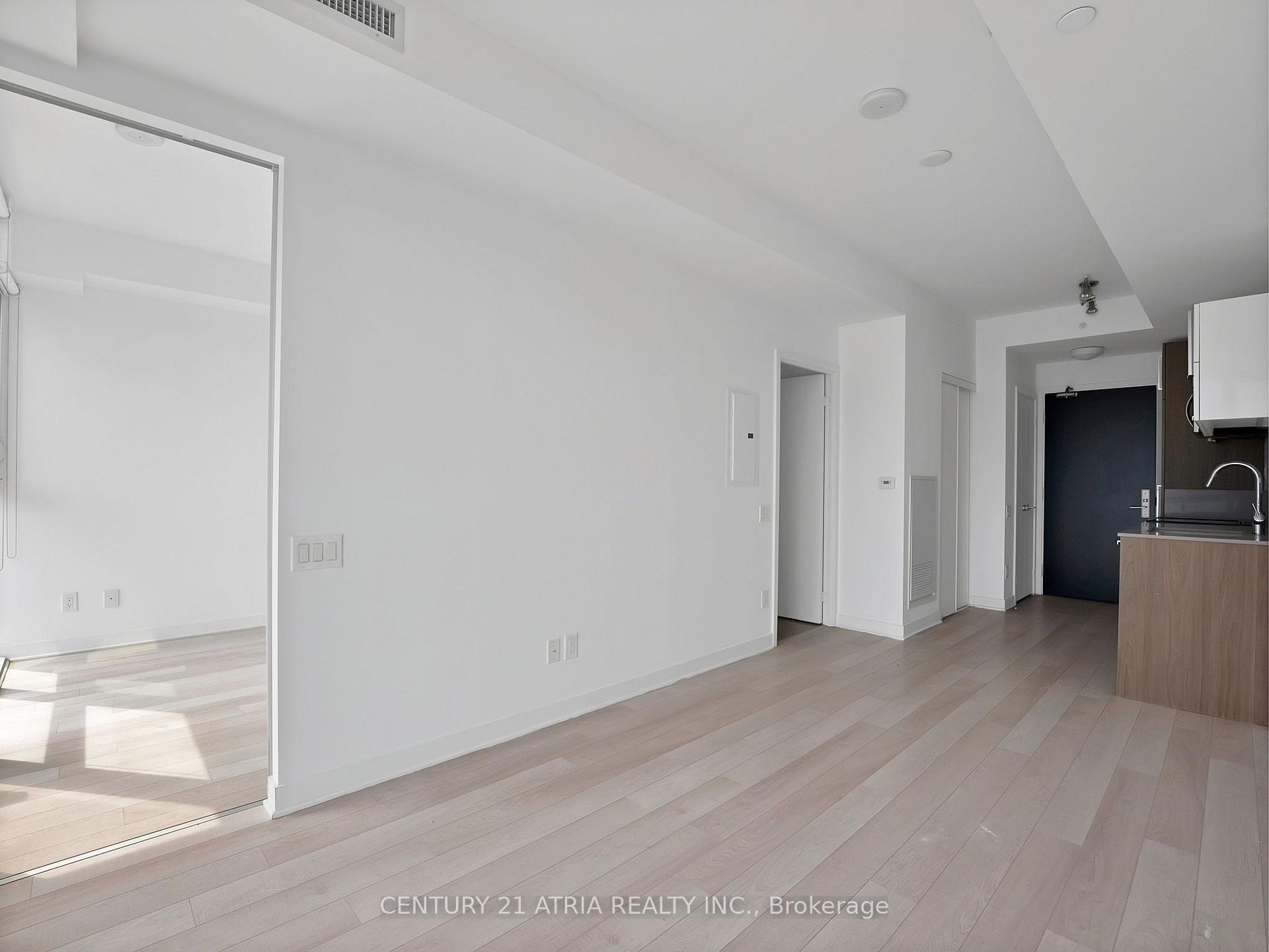 Photo 18 of Unit 2109, 290 Adelaide Street W, Toronto, Waterfront Communities — HOMEH