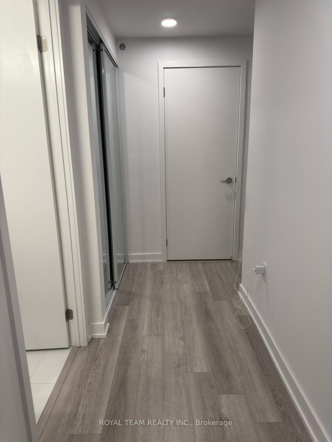 Photo 5 of Unit 1406, 238 Simcoe Street W, Toronto, Kensington-Chinatown — HOMEH