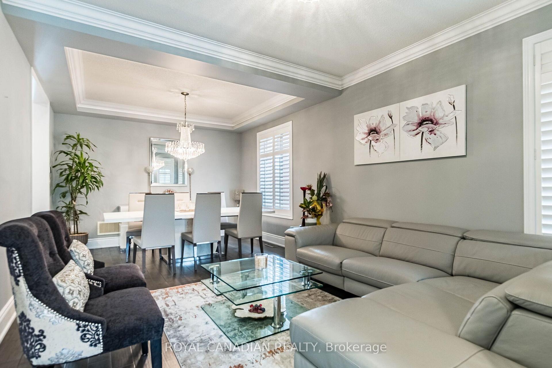 Photo 6 of 13 Island Grove, Brampton, Credit Valley — HOMEH