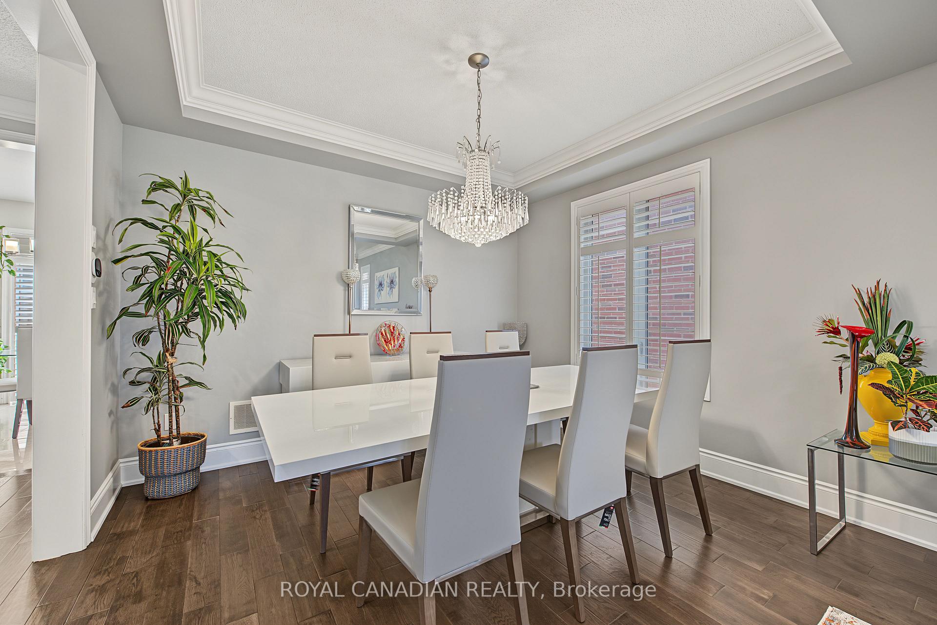 Photo 7 of 13 Island Grove, Brampton, Credit Valley — HOMEH