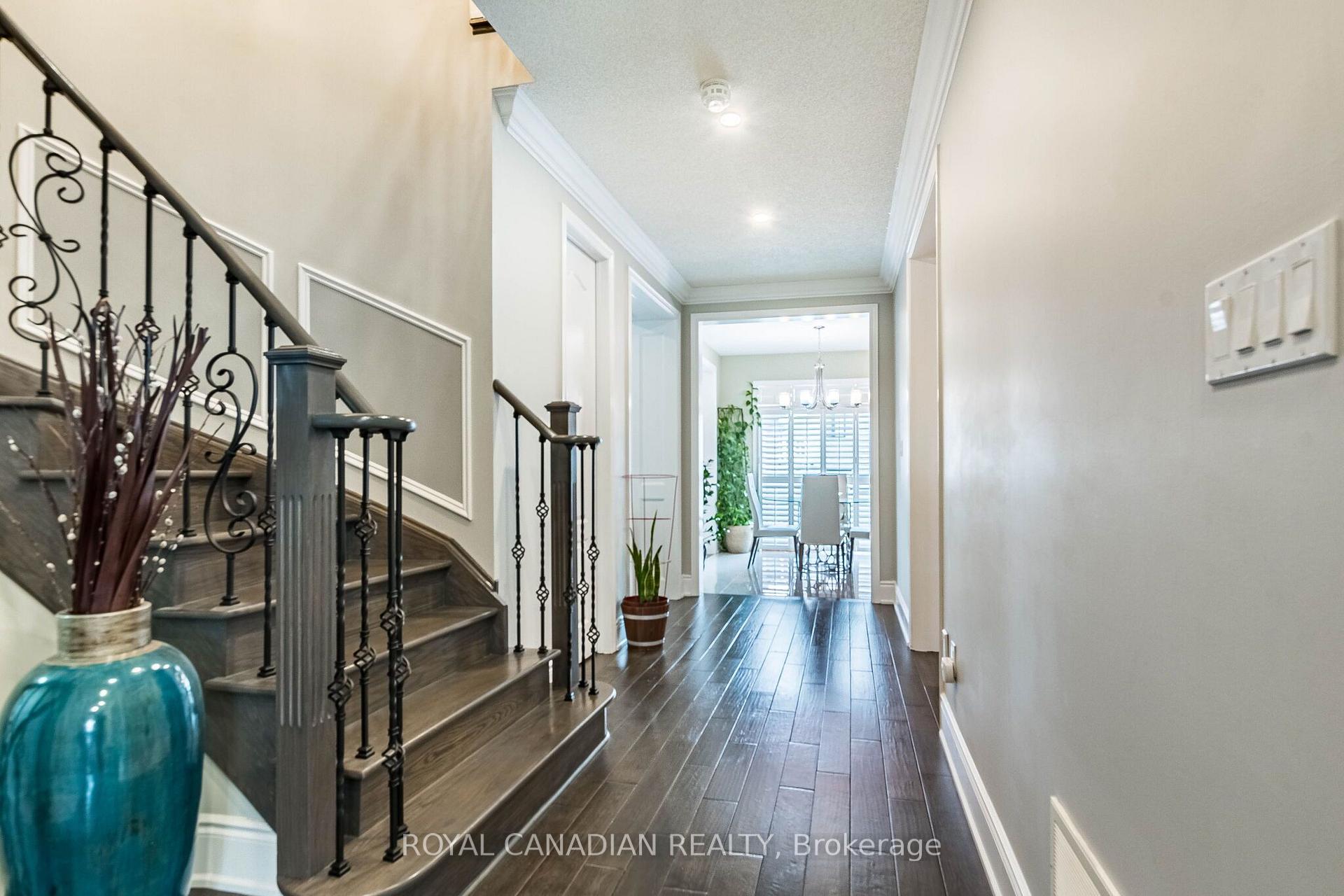 Photo 8 of 13 Island Grove, Brampton, Credit Valley — HOMEH