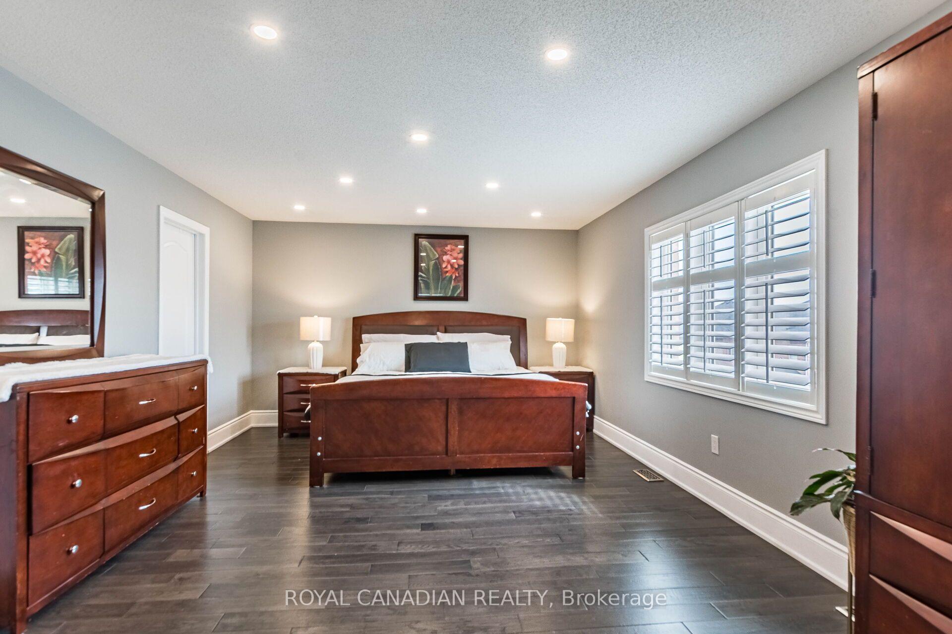 Photo 20 of 13 Island Grove, Brampton, Credit Valley — HOMEH